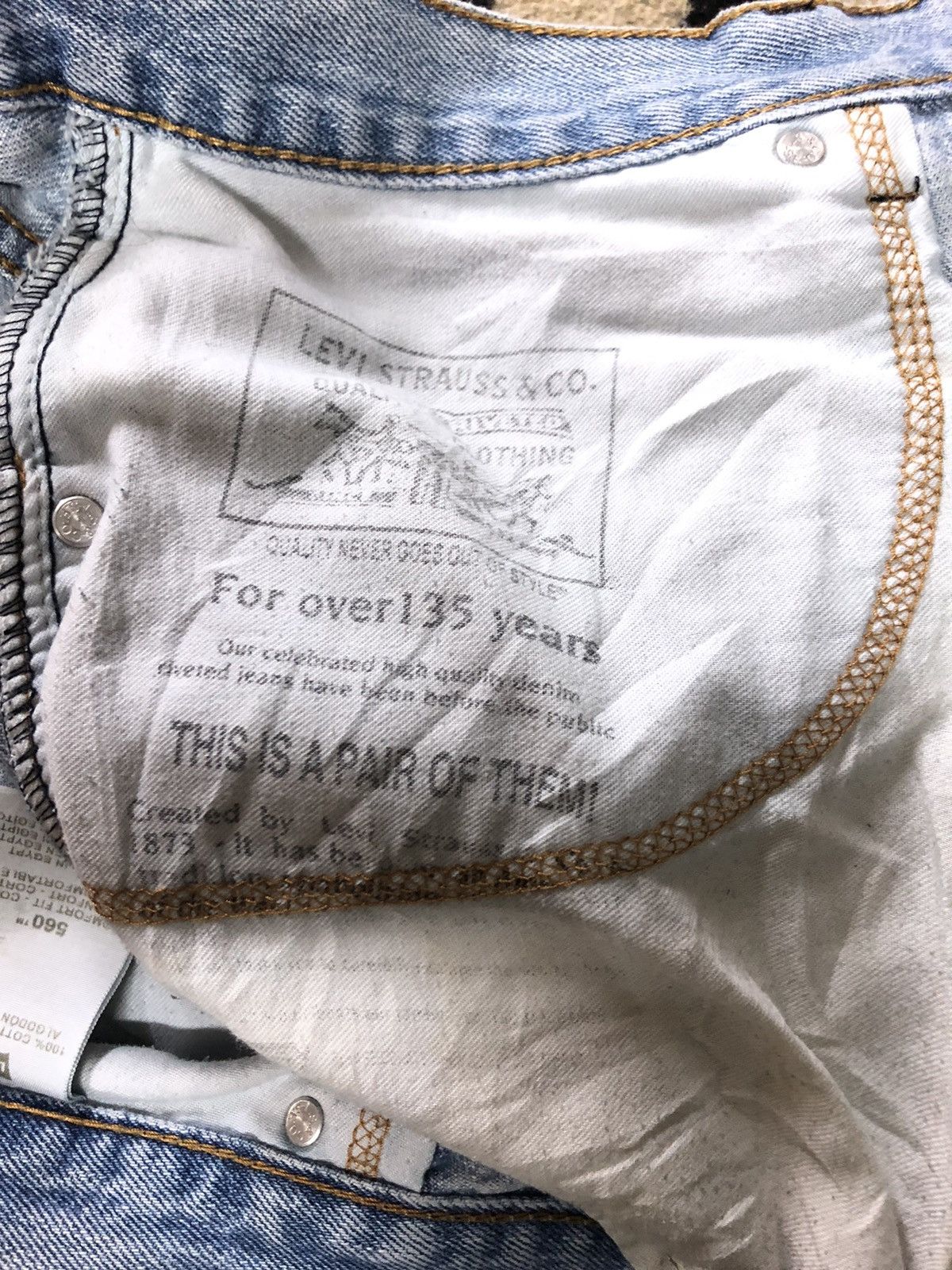 Levi's × Vintage VINTAGE LEVIS 560 COMFORT FIT BLUE WASH DENIM Size US 33 - 8 Thumbnail