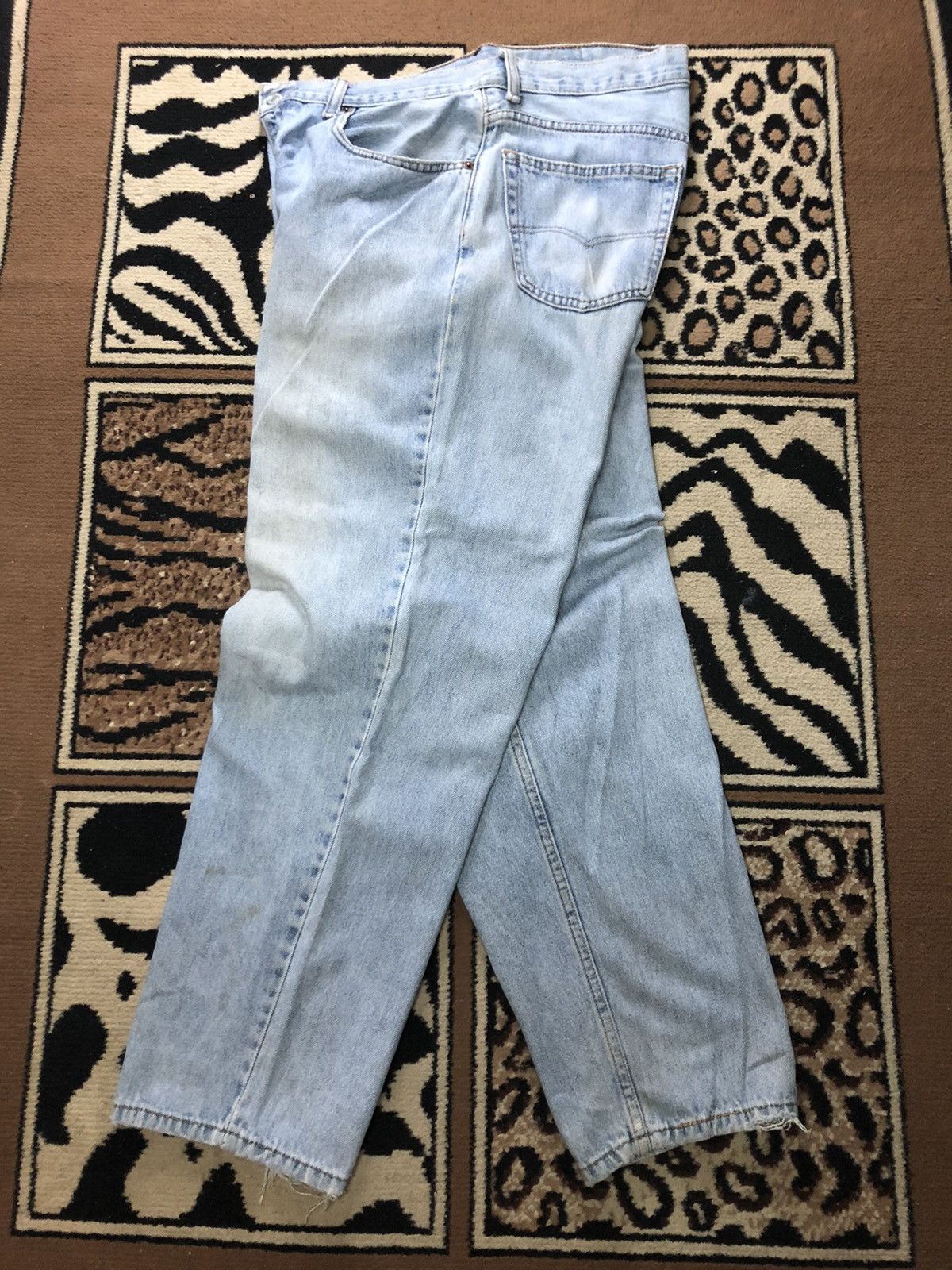 Levi's × Vintage VINTAGE LEVIS 560 COMFORT FIT BLUE WASH DENIM Size US 33 - 13 Thumbnail