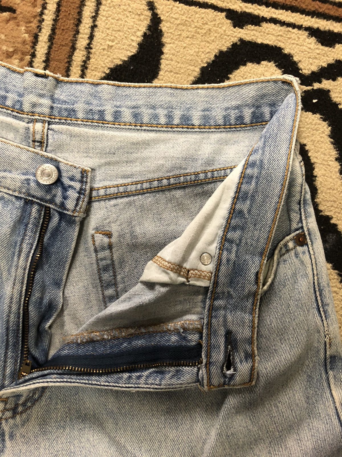 Levi's × Vintage VINTAGE LEVIS 560 COMFORT FIT BLUE WASH DENIM Size US 33 - 5 Thumbnail