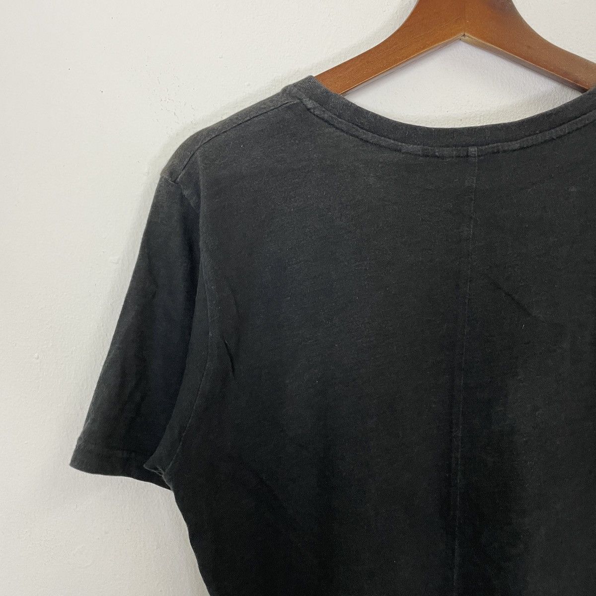 Undercover × Uniqlo Vintage Uniqlo X Undercover Crewneck Tee Size US S / EU 44-46 / 1 - 11 Thumbnail