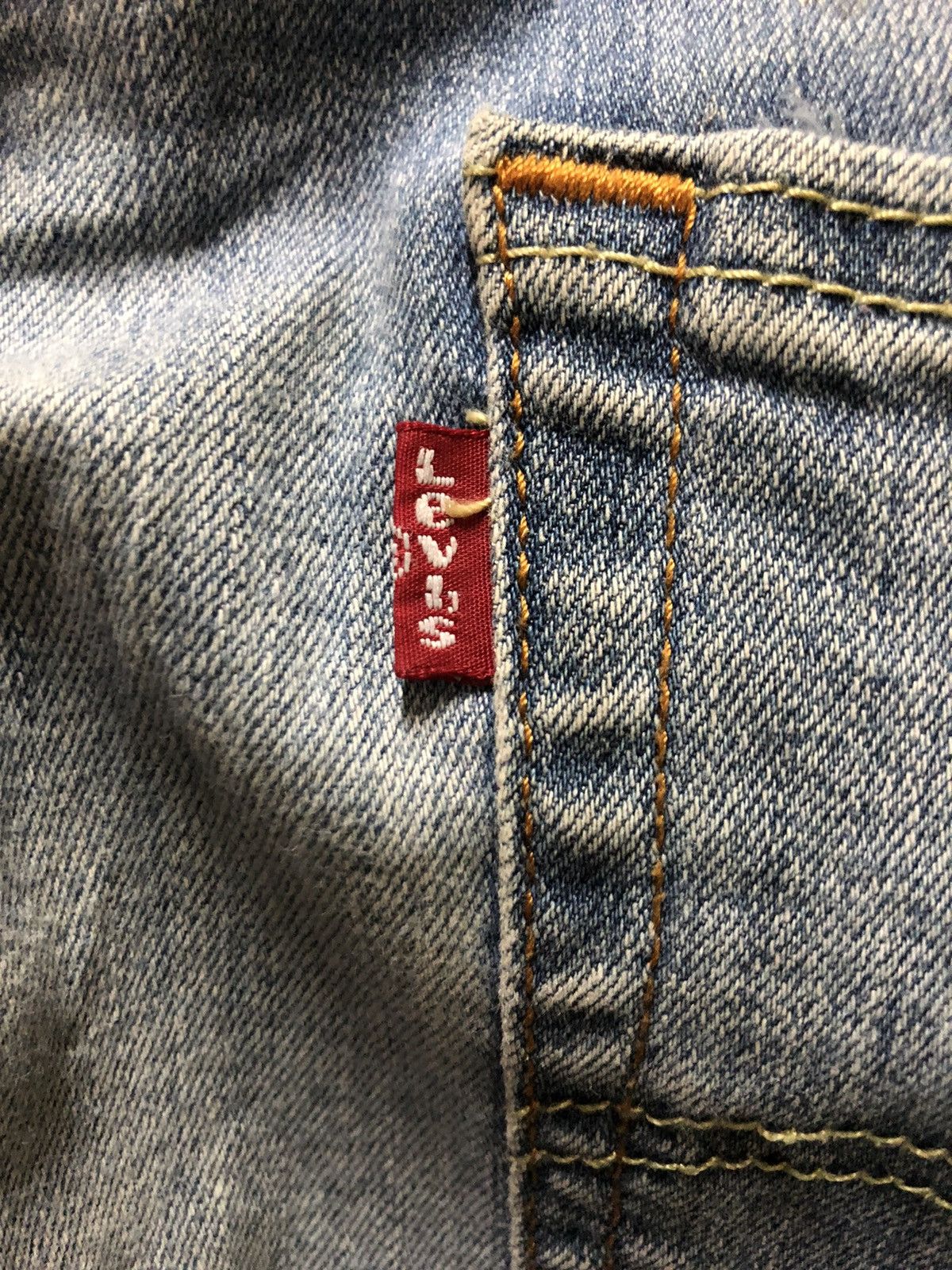 Levi's × Vintage VINTAGE 90s LEVIS 545 BLUE WASH DISTRESSED DENIM Size US 32 / EU 48 - 4 Thumbnail