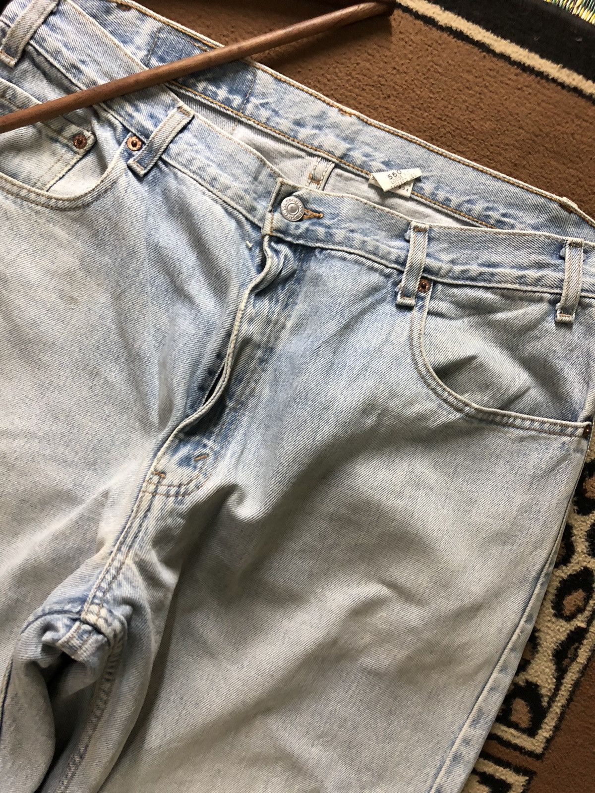 Levi's × Vintage VINTAGE 90s LEVIS 560 LOOSE FIT TAPERED LEG LIGHT BLUE WASH Size US 34 / EU 50 - 9 Thumbnail