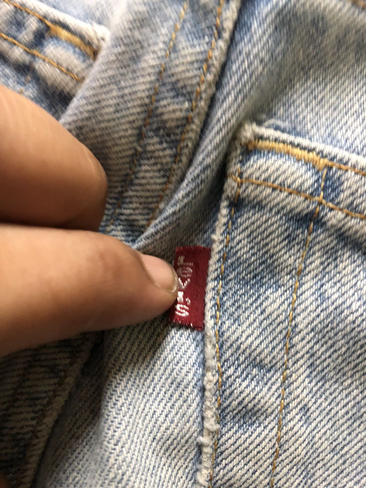Levi's × Vintage VINTAGE 90s LEVIS 560 LOOSE FIT TAPERED LEG LIGHT BLUE WASH Size US 34 / EU 50 - 3 Thumbnail
