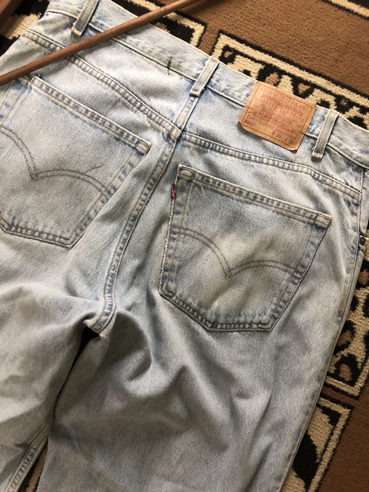 Levi's × Vintage VINTAGE 90s LEVIS 560 LOOSE FIT TAPERED LEG LIGHT BLUE WASH Size US 34 / EU 50 - 4 Thumbnail