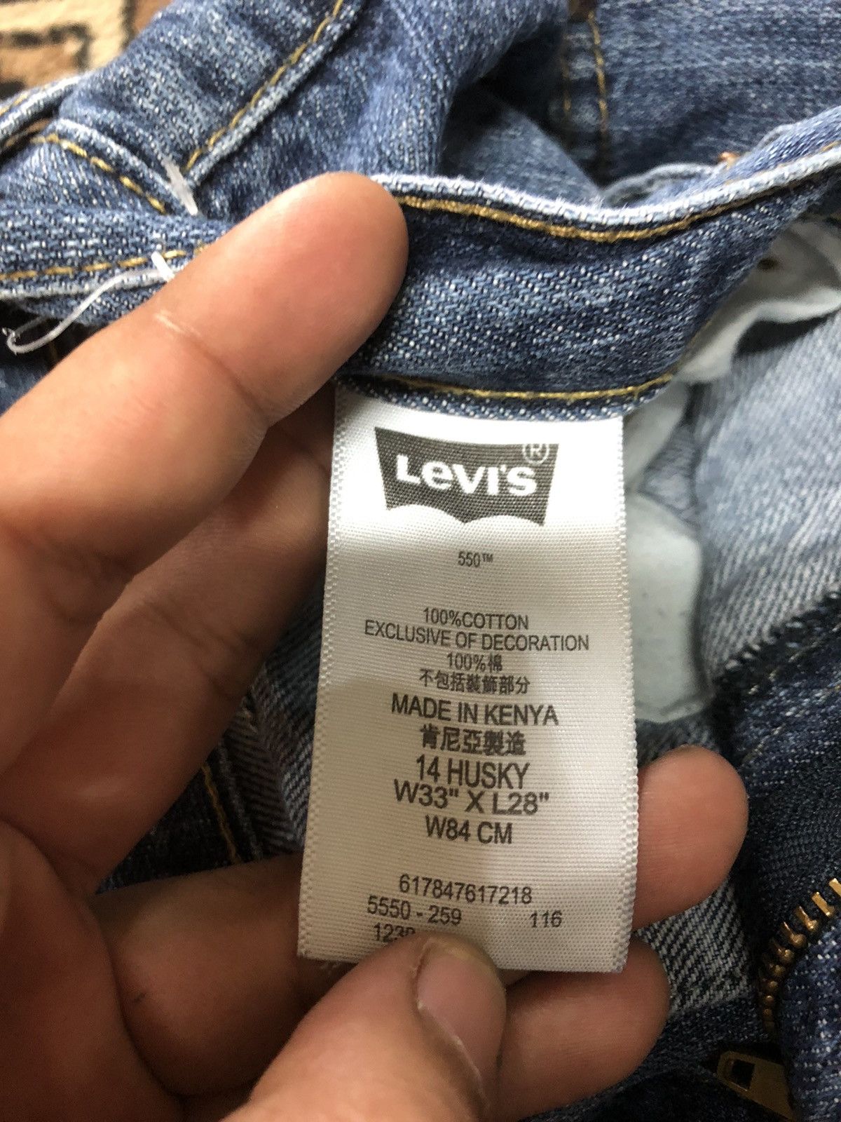 Levi's × Vintage VINTAGE 90s LEVIS 550tm RELAXED BLUE WASH DENIM Size US 33 - 13 Thumbnail