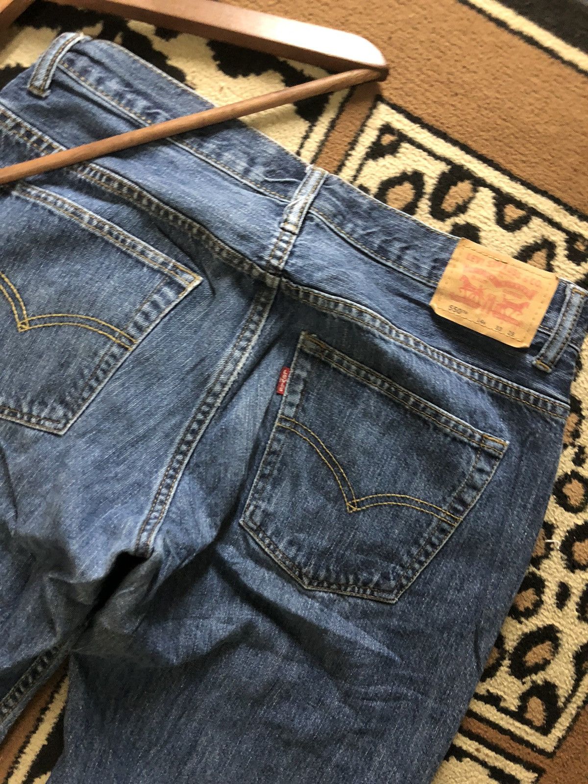 Levi's × Vintage VINTAGE 90s LEVIS 550tm RELAXED BLUE WASH DENIM Size US 33 - 4 Thumbnail