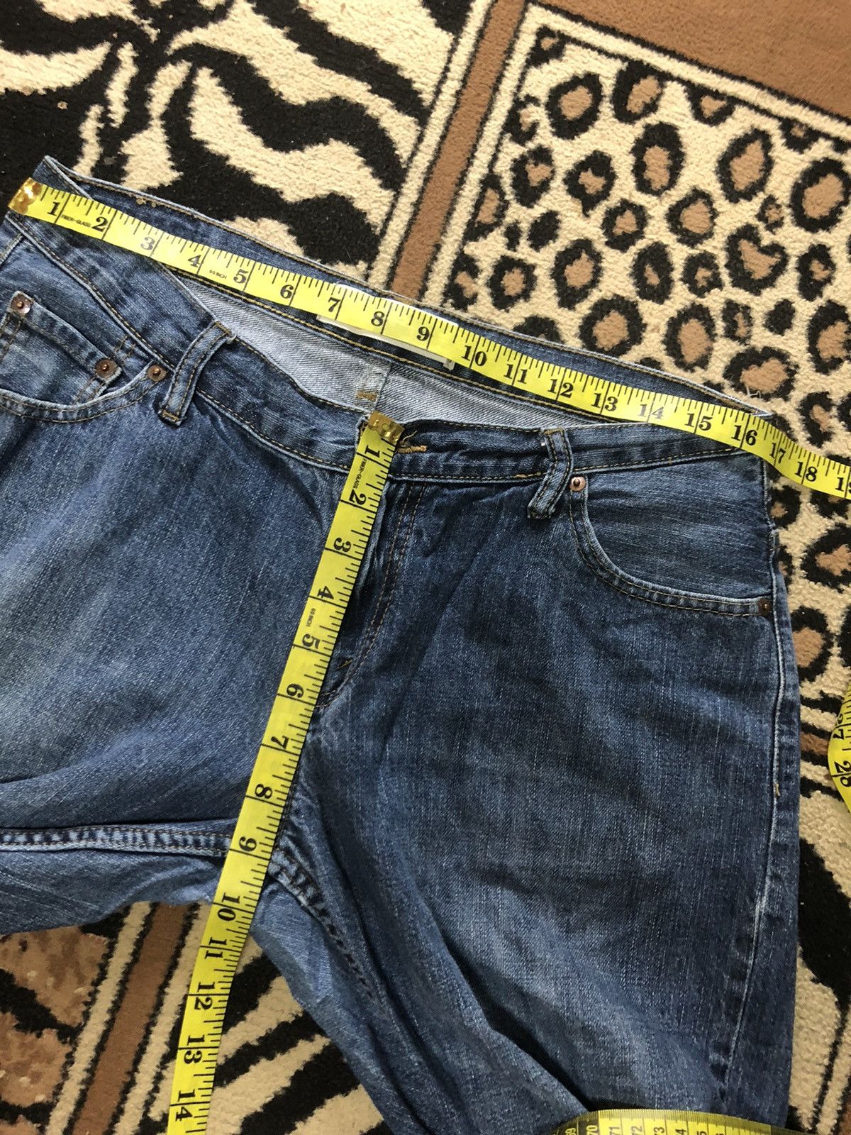 Levi's × Vintage VINTAGE 90s LEVIS 550tm RELAXED BLUE WASH DENIM Size US 33 - 15 Thumbnail