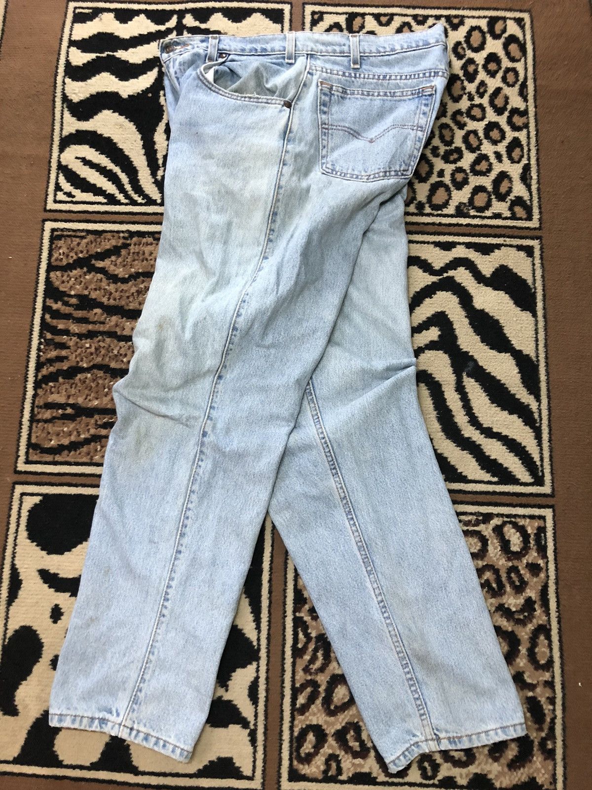 Levi's × Vintage VINTAGE 90s LEVIS 545 LOOSE LIGHT BLUE WASH DENIM Size US 32 / EU 48 - 12 Thumbnail