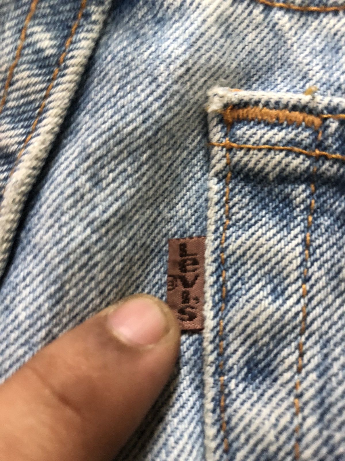 Levi's × Vintage VINTAGE 90s LEVIS 545 LOOSE LIGHT BLUE WASH DENIM Size US 32 / EU 48 - 10 Thumbnail