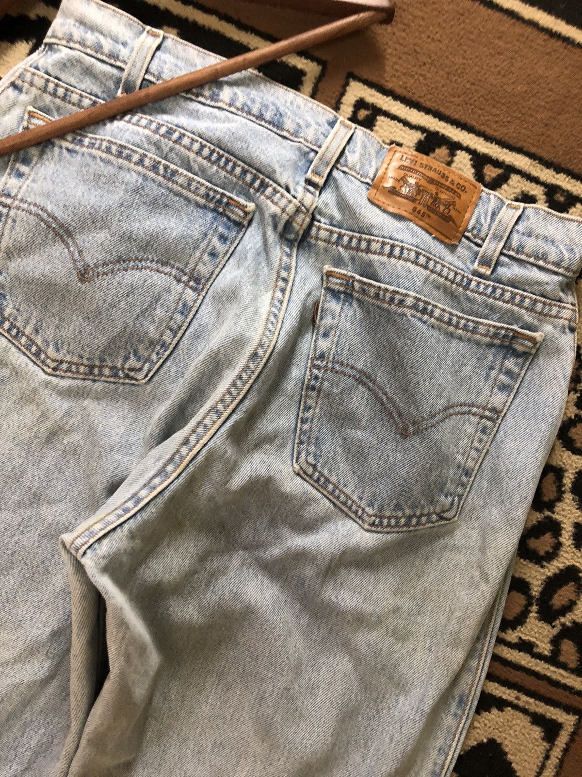 Levi's × Vintage VINTAGE 90s LEVIS 545 LOOSE LIGHT BLUE WASH DENIM Size US 32 / EU 48 - 9 Thumbnail