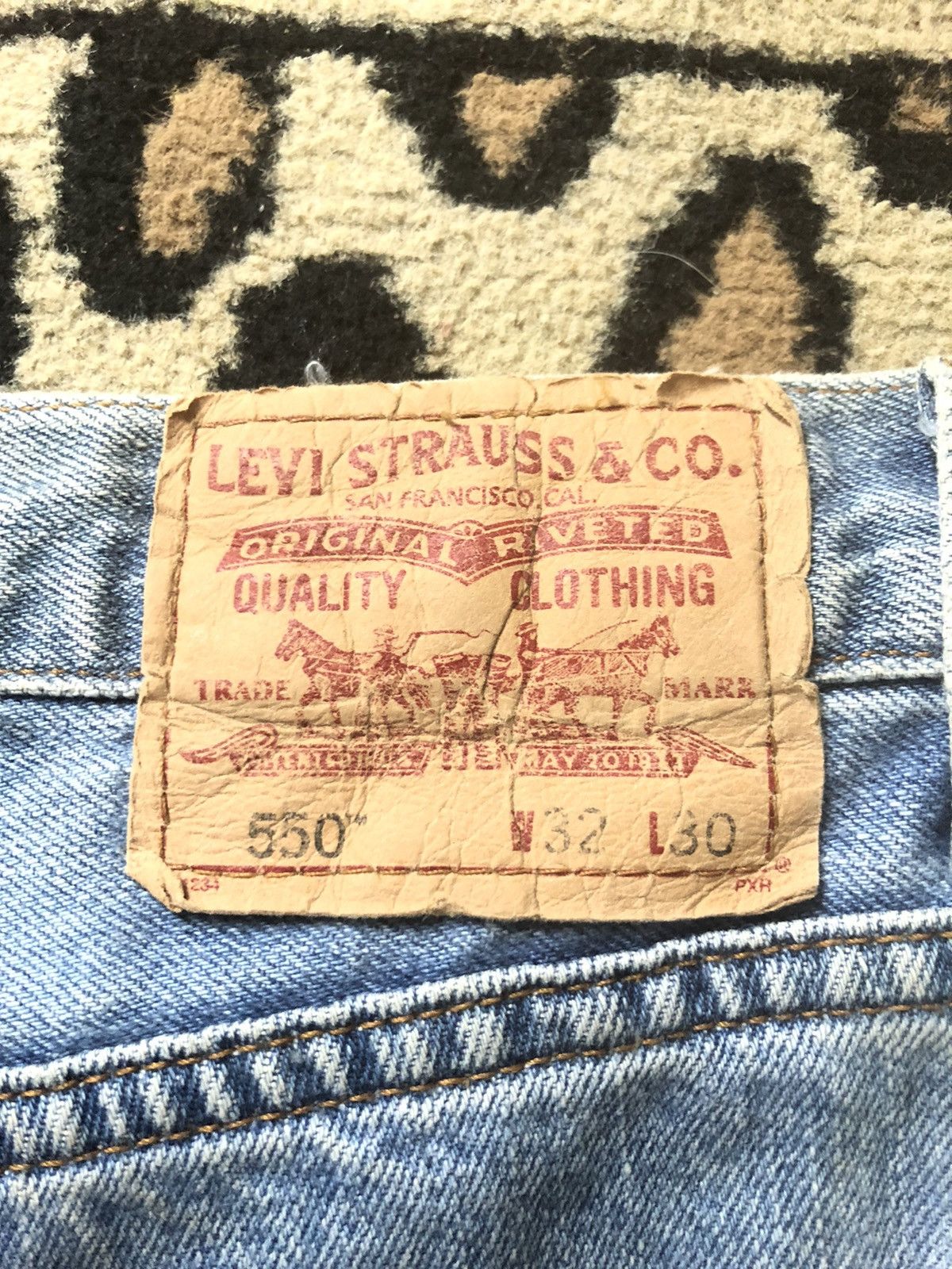 Levi's Vintage Clothing × Vintage VINTAGE 90s LEVIS 550 RELAXED FIT BLUE WASH DENIM Size US 32 / EU 48 - 12 Thumbnail
