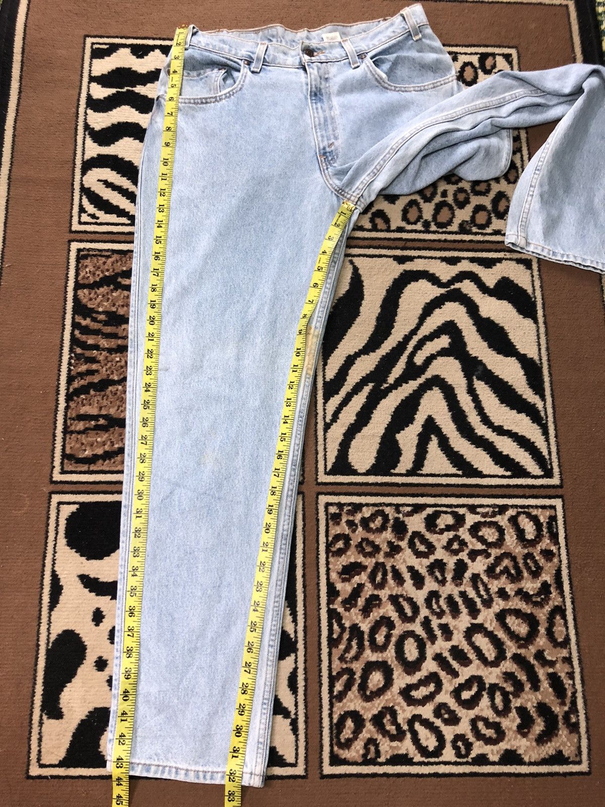 Levi's × Vintage VINTAGE 90s LEVIS BROWN TAB BLUE WASH DENIM Size US 33 - 15 Thumbnail