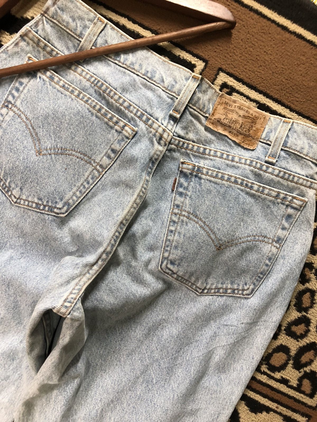 Levi's × Vintage VINTAGE 90s LEVIS BROWN TAB BLUE WASH DENIM Size US 33 - 9 Thumbnail