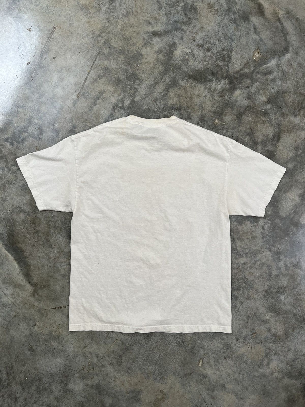 Pleasures Pleasures " A Girl Is A Gun " White + Red Tee Sz. XL Size US XL / EU 56 / 4 - 4 Thumbnail