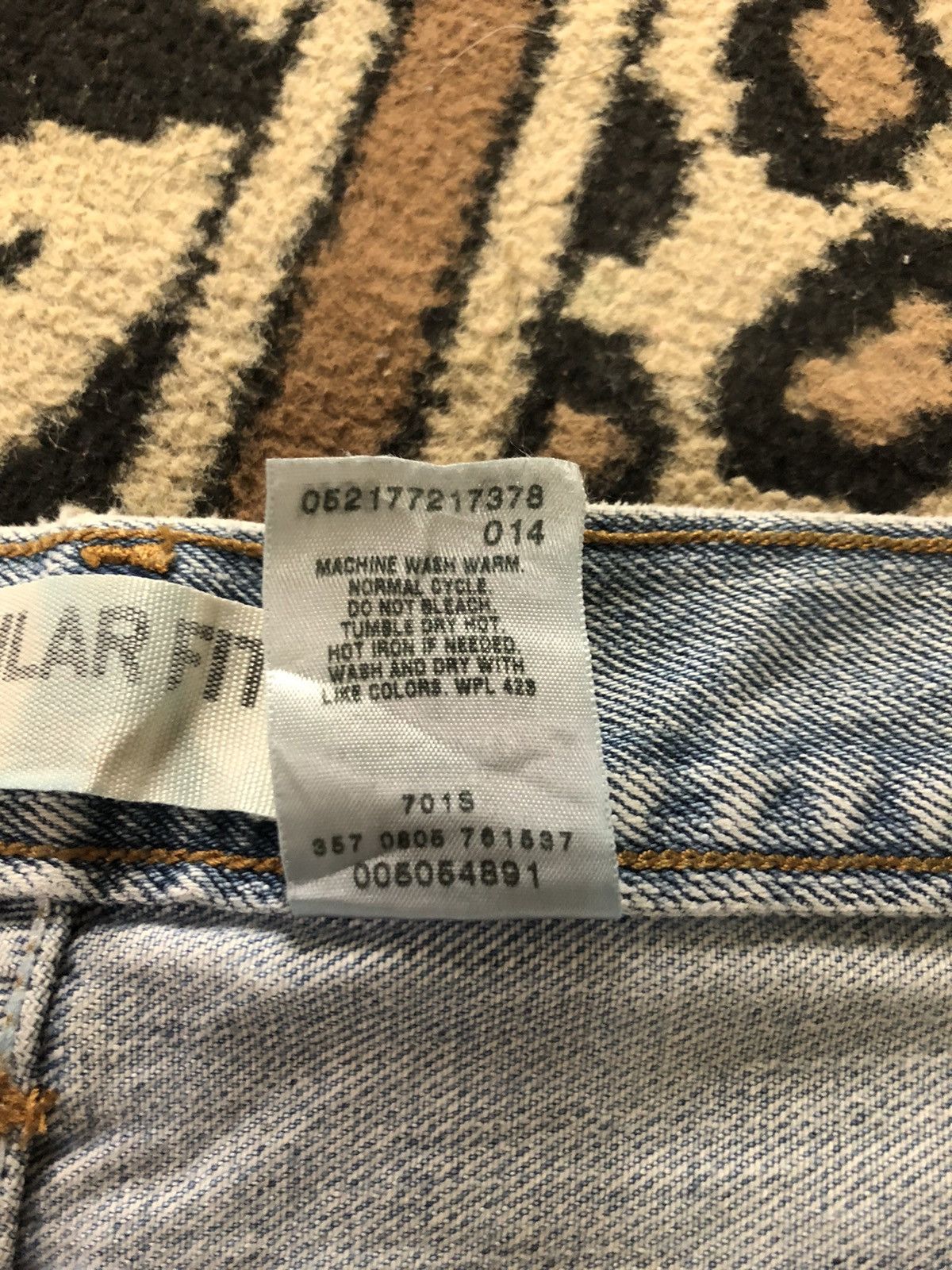 Levi's Vintage Clothing × Vintage VINTAGE LEVIS 505 REGULAR FIT LIGHT BLUE WASH DENIM Size US 33 - 7 Thumbnail