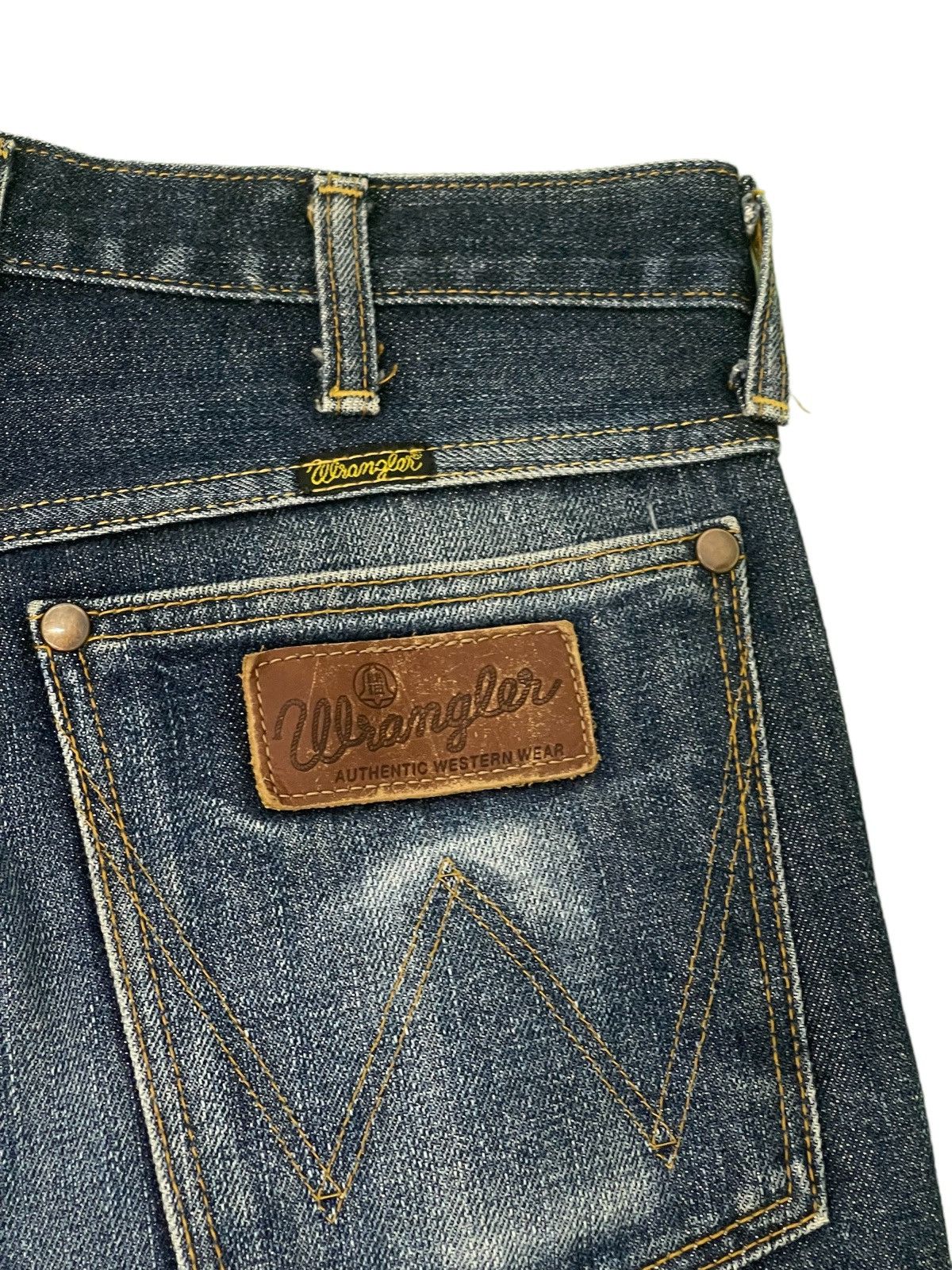 Wrangler Flare Jeans Wrangler Bell Bottom Denim Made in Japan 1🟦2 Size US 31 - 17 Thumbnail