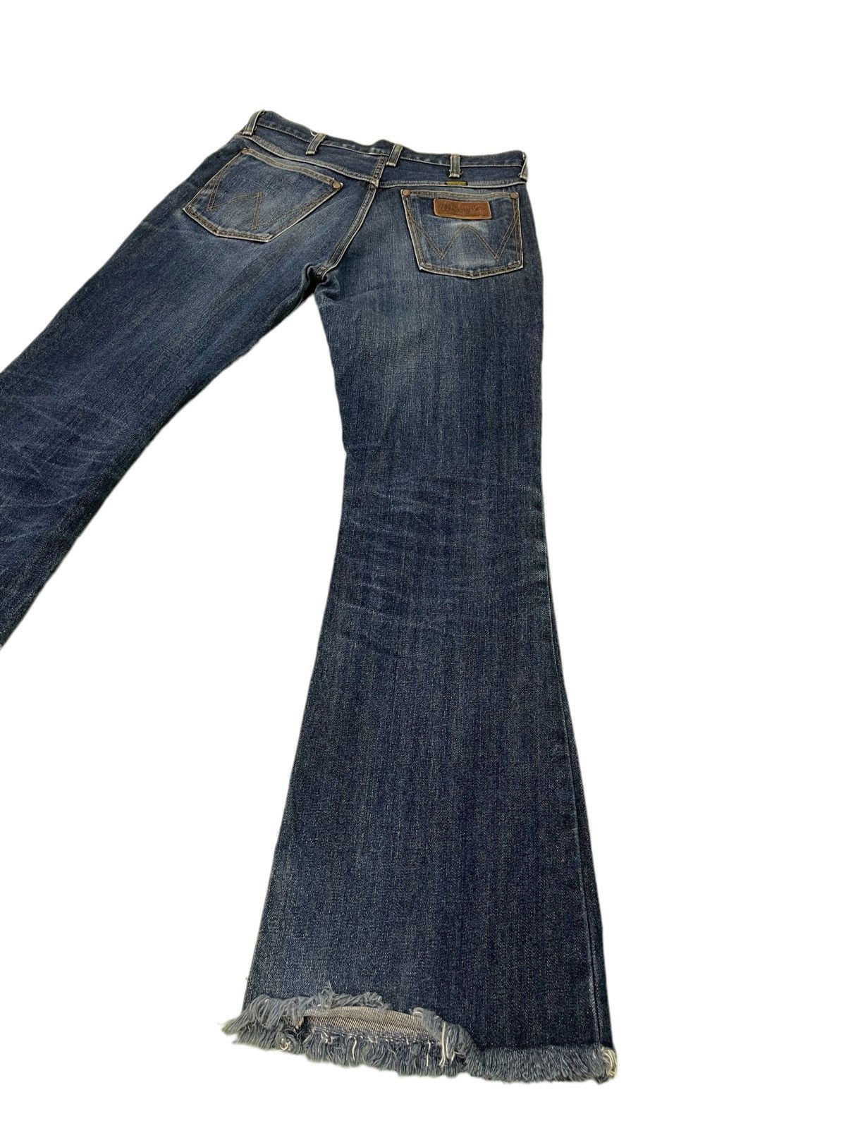 Wrangler Flare Jeans Wrangler Bell Bottom Denim Made in Japan 1🟦2 Size US 31 - 13 Thumbnail