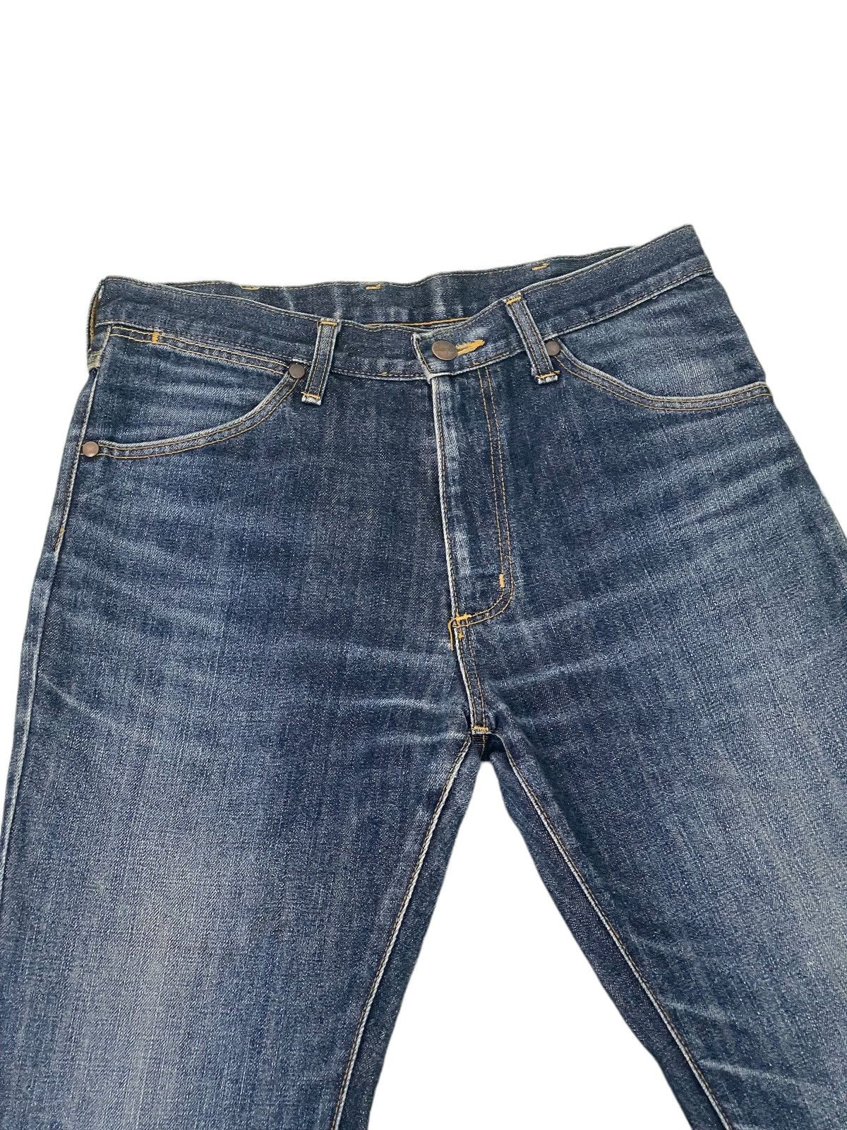 Wrangler Flare Jeans Wrangler Bell Bottom Denim Made in Japan 1🟦2 Size US 31 - 8 Thumbnail