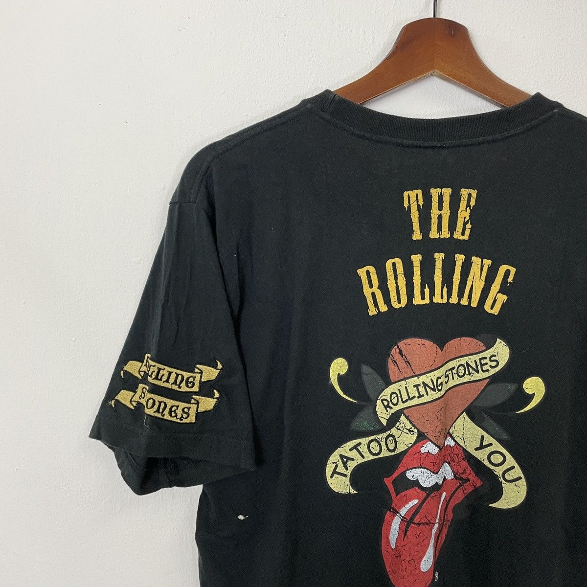 Band Tees Vintage The Rolling Stones Embroidery Spell Tee Size US M / EU 48-50 / 2 - 9 Thumbnail