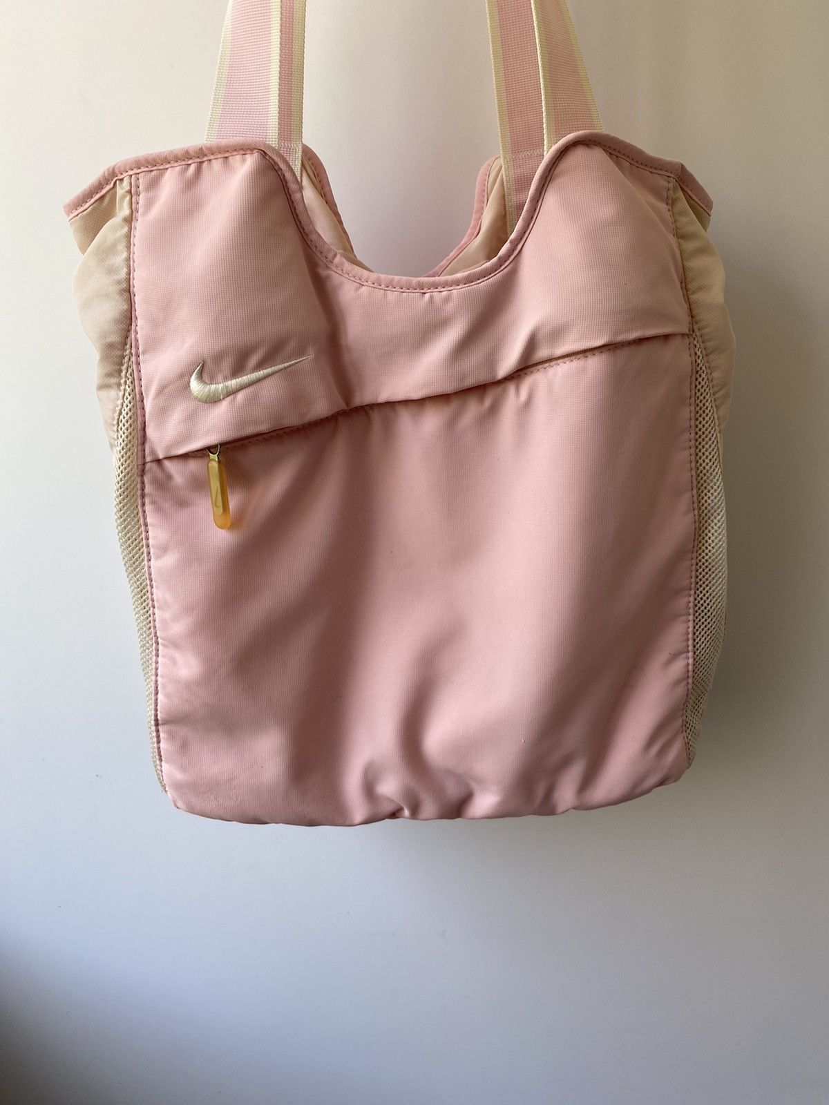 Nike 💗 VINTAGE 90s NIKE SWOOSH PINK BAG Size ONE SIZE - 3 Thumbnail
