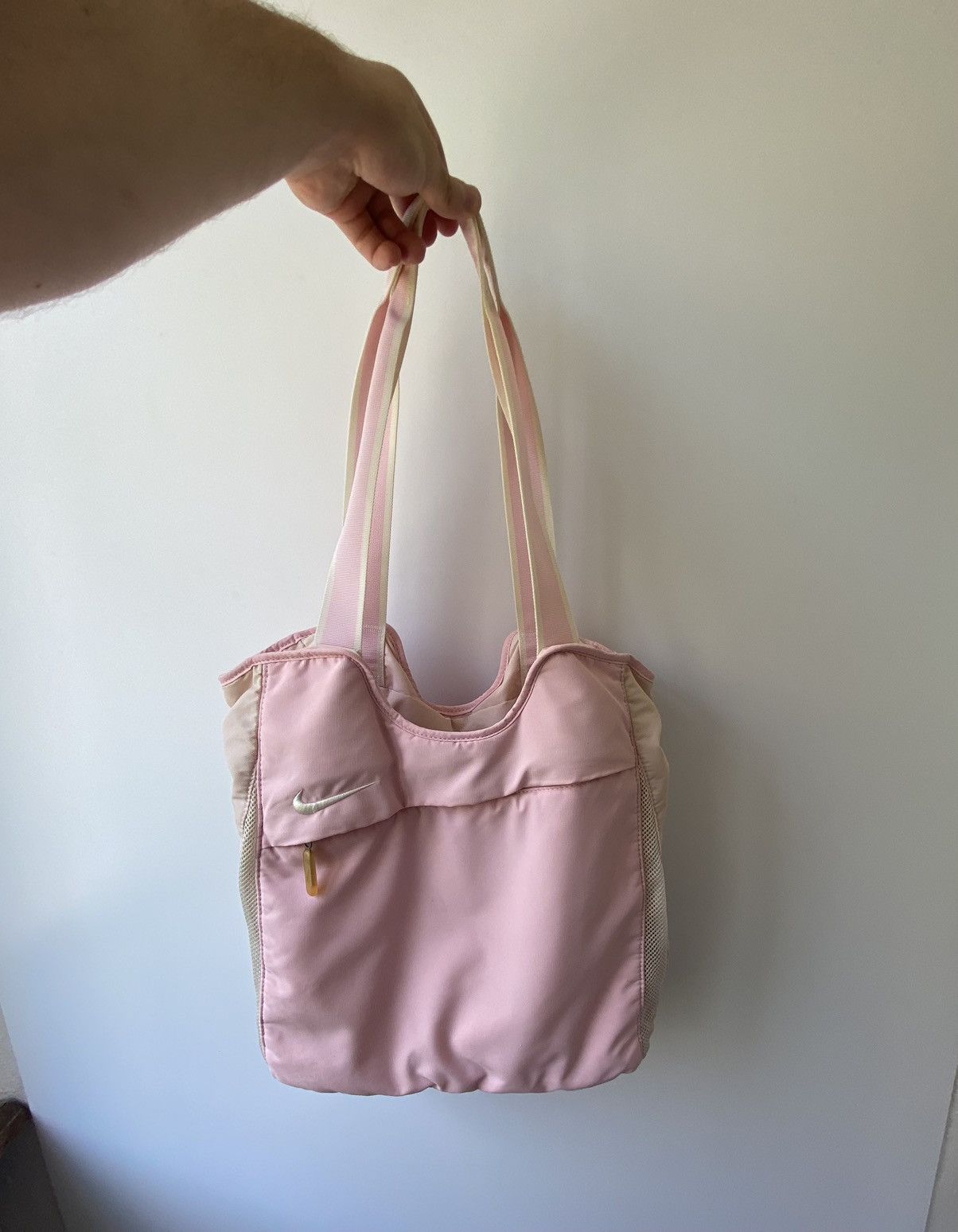 Nike 💗 VINTAGE 90s NIKE SWOOSH PINK BAG Size ONE SIZE - 1 Thumbnail