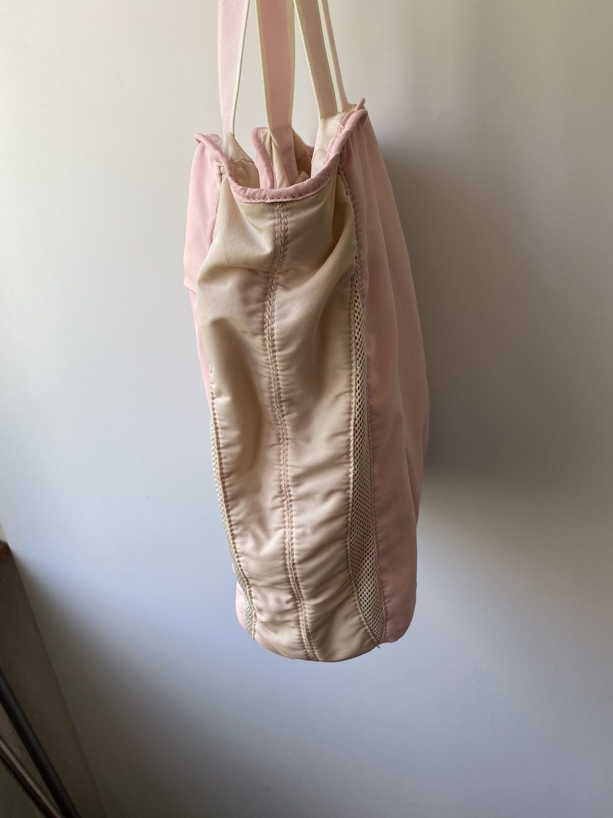 Nike 💗 VINTAGE 90s NIKE SWOOSH PINK BAG Size ONE SIZE - 4 Thumbnail