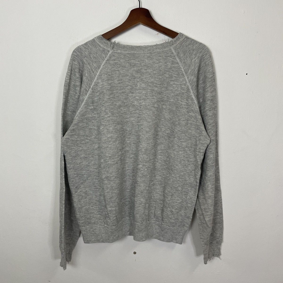 Hanes Vintage 90s Hanes Distressed Crewneck Sweatshirt Size US M / EU 48-50 / 2 - 8 Thumbnail