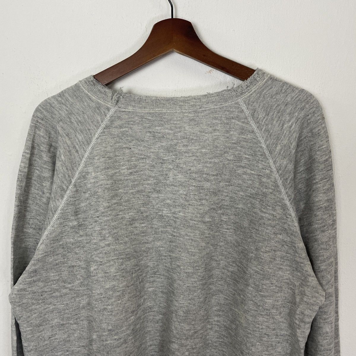 Hanes Vintage 90s Hanes Distressed Crewneck Sweatshirt Size US M / EU 48-50 / 2 - 11 Thumbnail