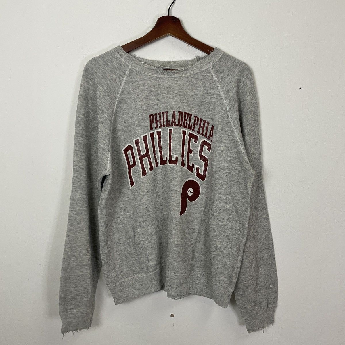 Hanes Vintage 90s Hanes Distressed Crewneck Sweatshirt Size US M / EU 48-50 / 2 - 1 Thumbnail