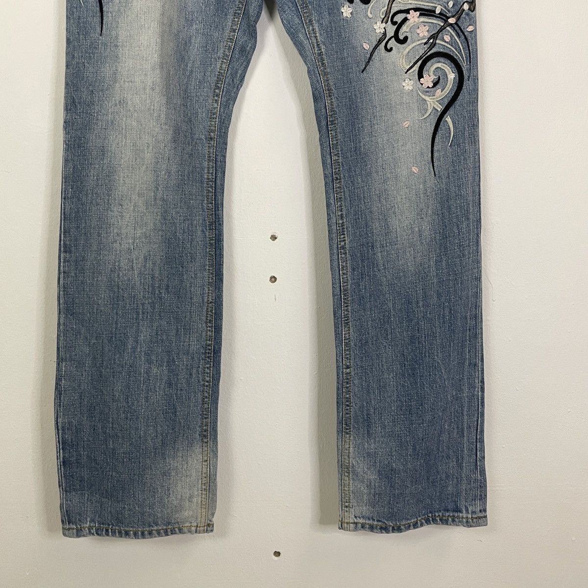 Japanese Brand Vintage Namitatsu Embroidery Skulls Denim Jeans Size US 35 - 4 Thumbnail