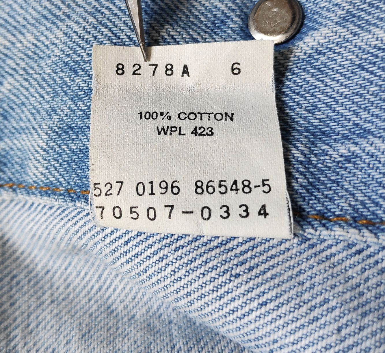 Levi's y2k Vintage Levi's Loose Fit denim trucker jean jacket wide Size US S / EU 44-46 / 1 - 13 Thumbnail