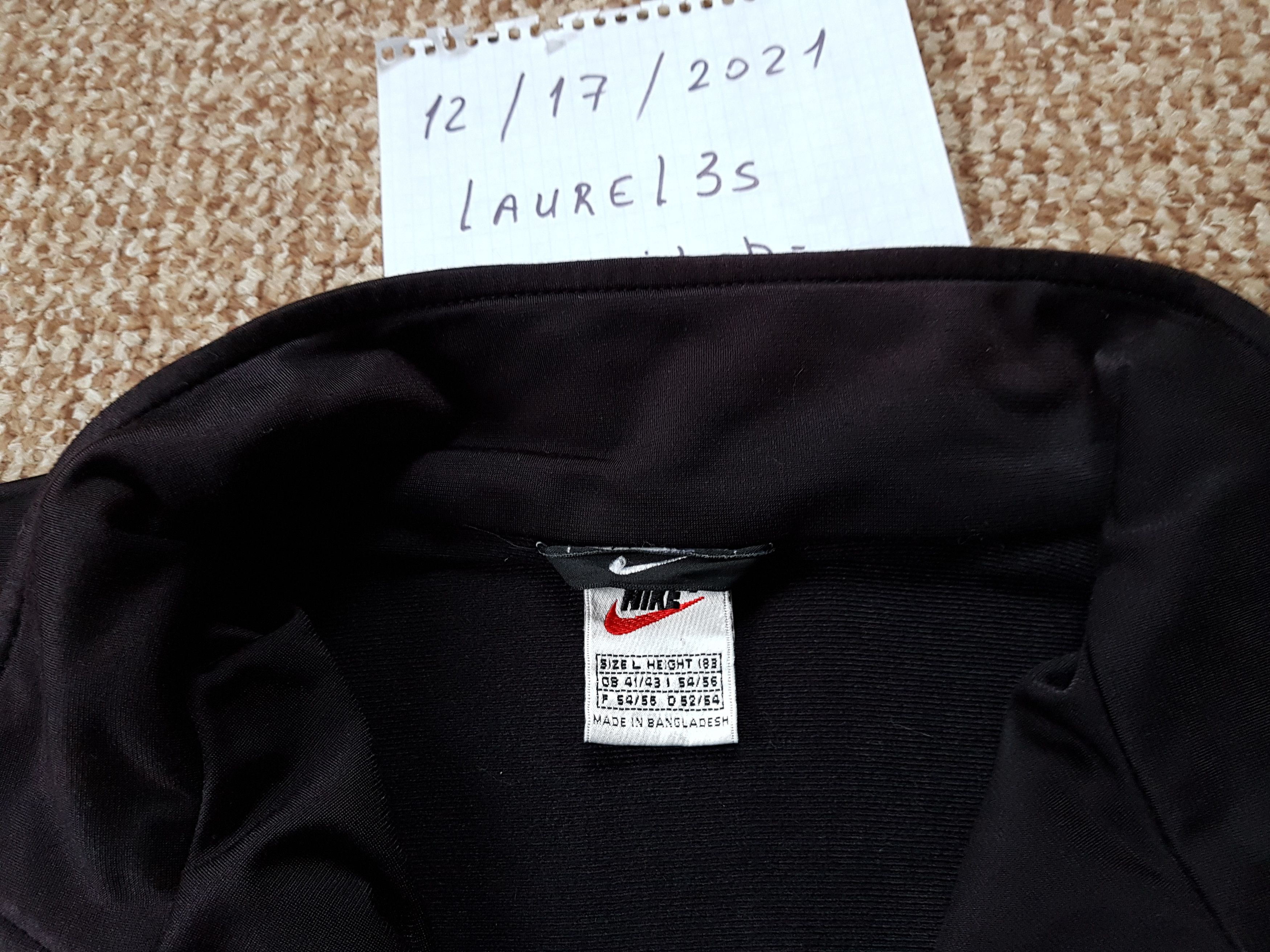 Nike y2k Nike vintage track jacket swoosh big logo size L Size US L / EU 52-54 / 3 - 6 Thumbnail