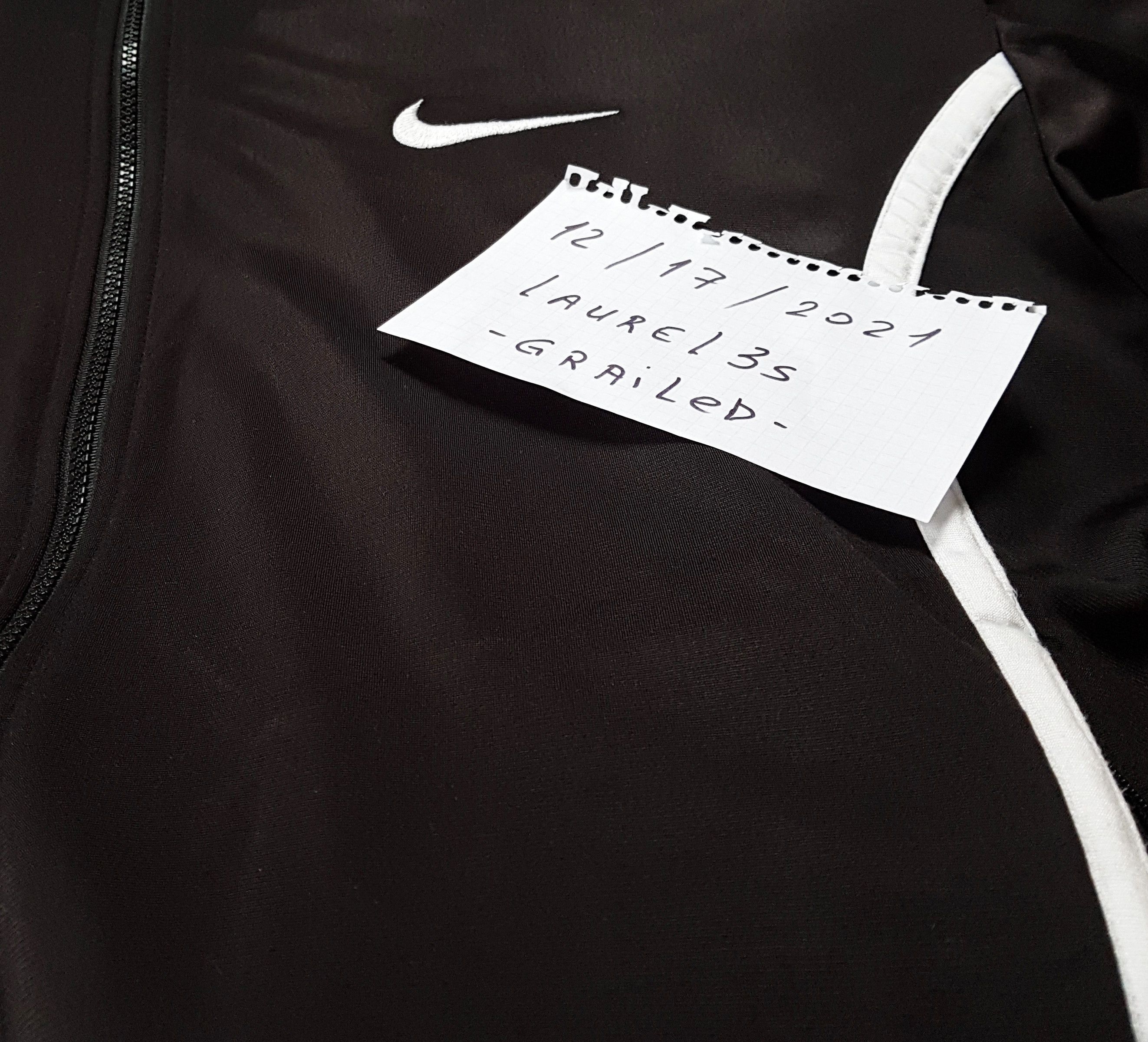 Nike y2k Nike vintage track jacket swoosh big logo size L Size US L / EU 52-54 / 3 - 3 Thumbnail