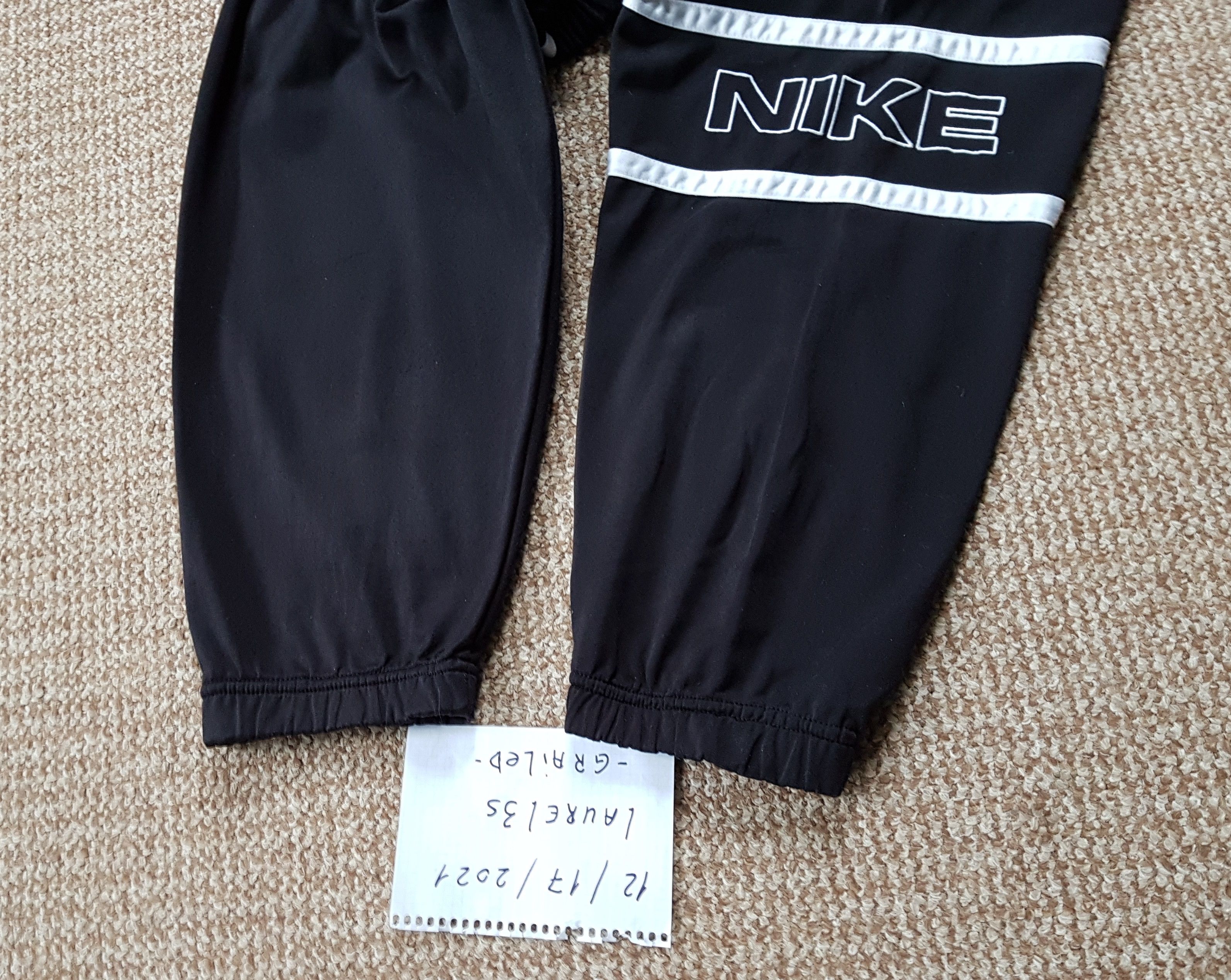 Nike y2k Nike vintage track jacket swoosh big logo size L Size US L / EU 52-54 / 3 - 11 Thumbnail