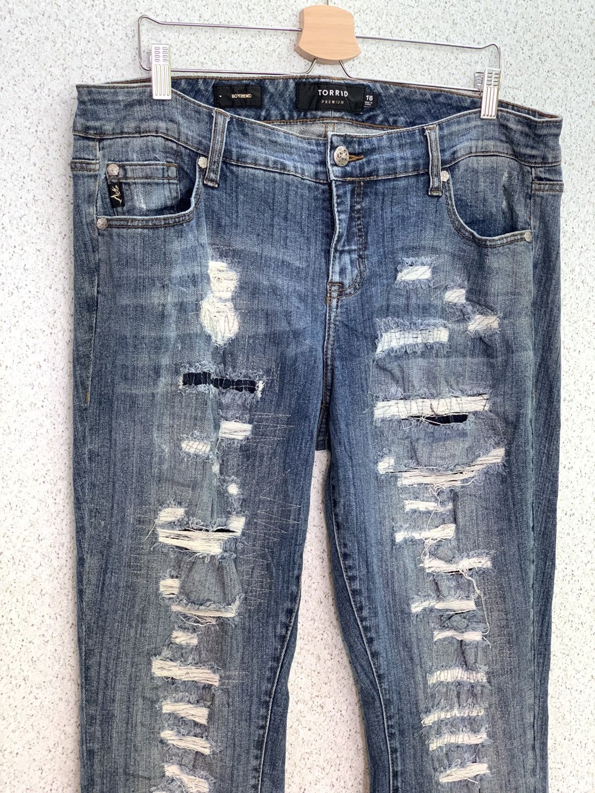 Japanese Brand Distressed Denim Jeans Torrid Brand with Size 38 Size US 38 / EU 54 - 3 Thumbnail