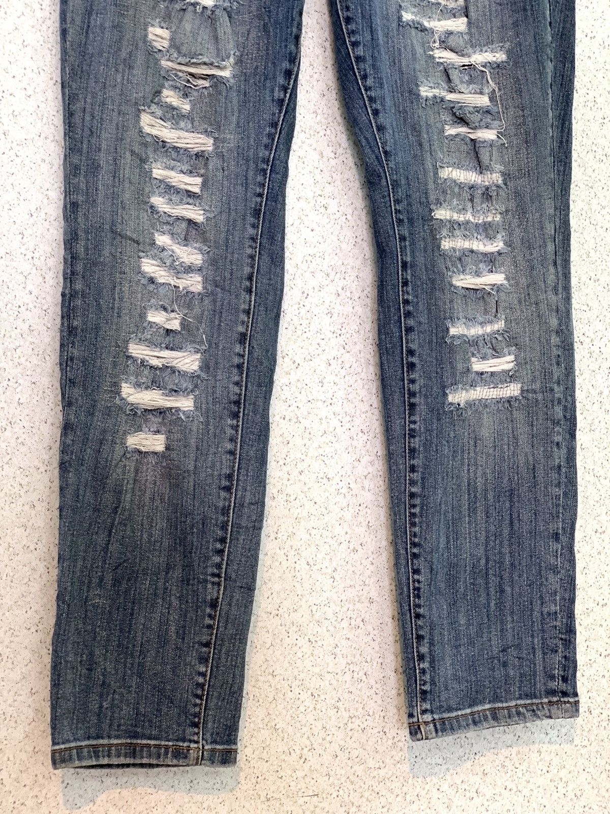 Japanese Brand Distressed Denim Jeans Torrid Brand with Size 38 Size US 38 / EU 54 - 4 Thumbnail