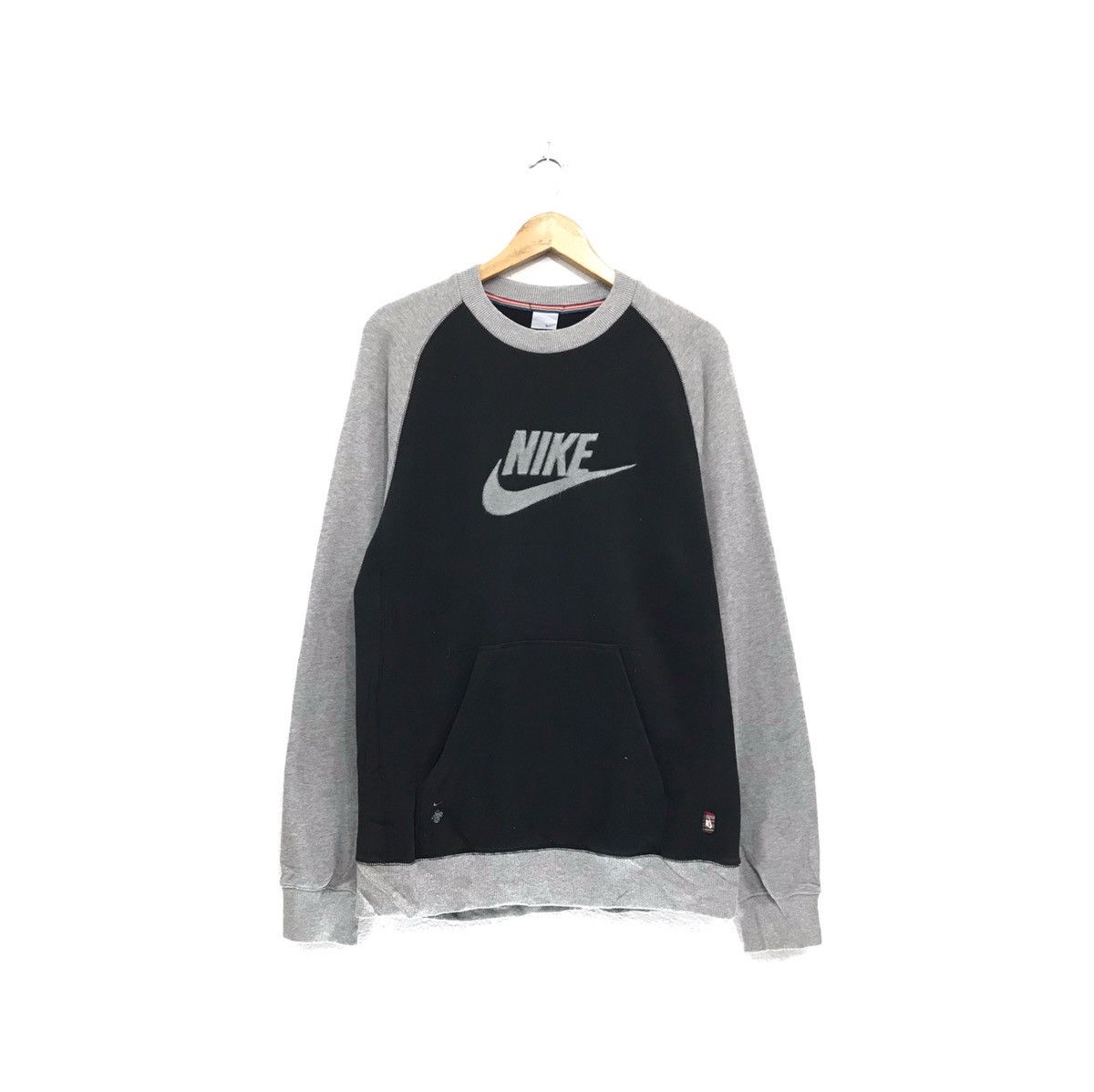 Nike × Vintage Vintage Nike Sweatshirt Nike CrewNeck Embroidered Swoosh Size US M / EU 48-50 / 2 - 1 Thumbnail