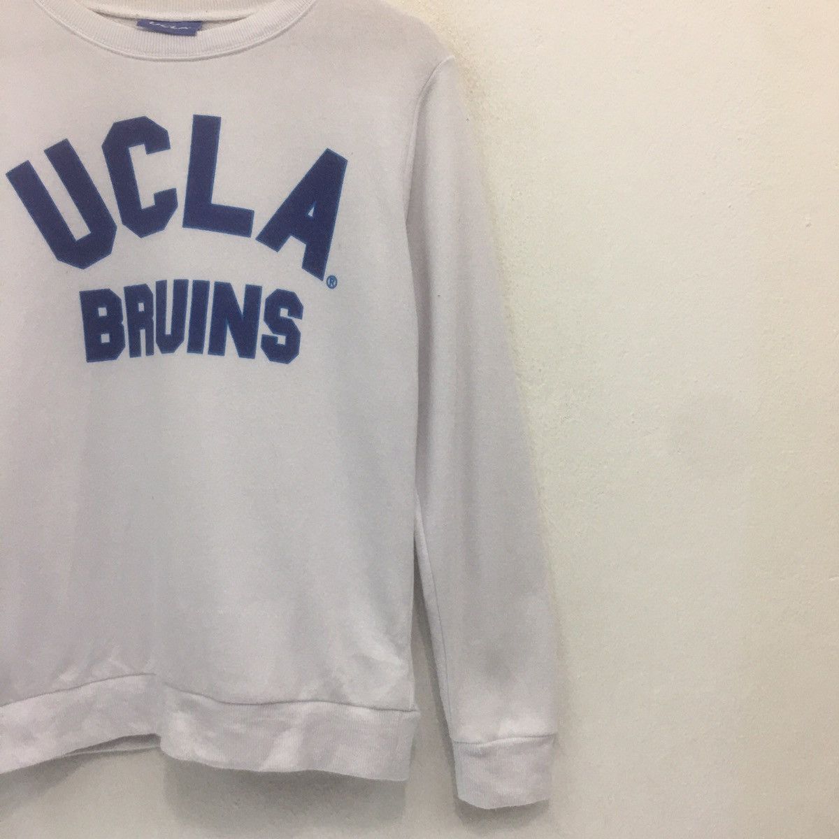 Japanese Brand × Vintage Vintage The University of California Los Angeles Sweatshirt Size US S / EU 44-46 / 1 - 4 Thumbnail