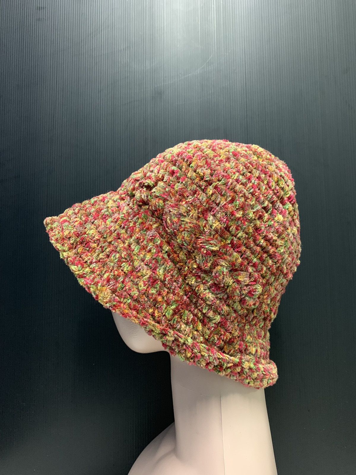 image of Vintage Marie Claire Bucket Hat Mix Color Knitted Beanie, Men's