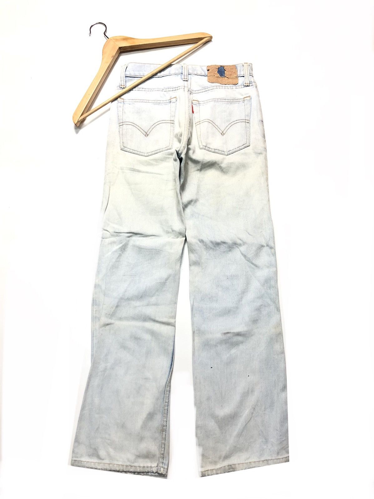 Levi's × Vintage VINTAGE 80s LEVIS LIGHT BLUE WASH DISTRESSED DENIM Size US 26 / EU 42 - 1 Thumbnail