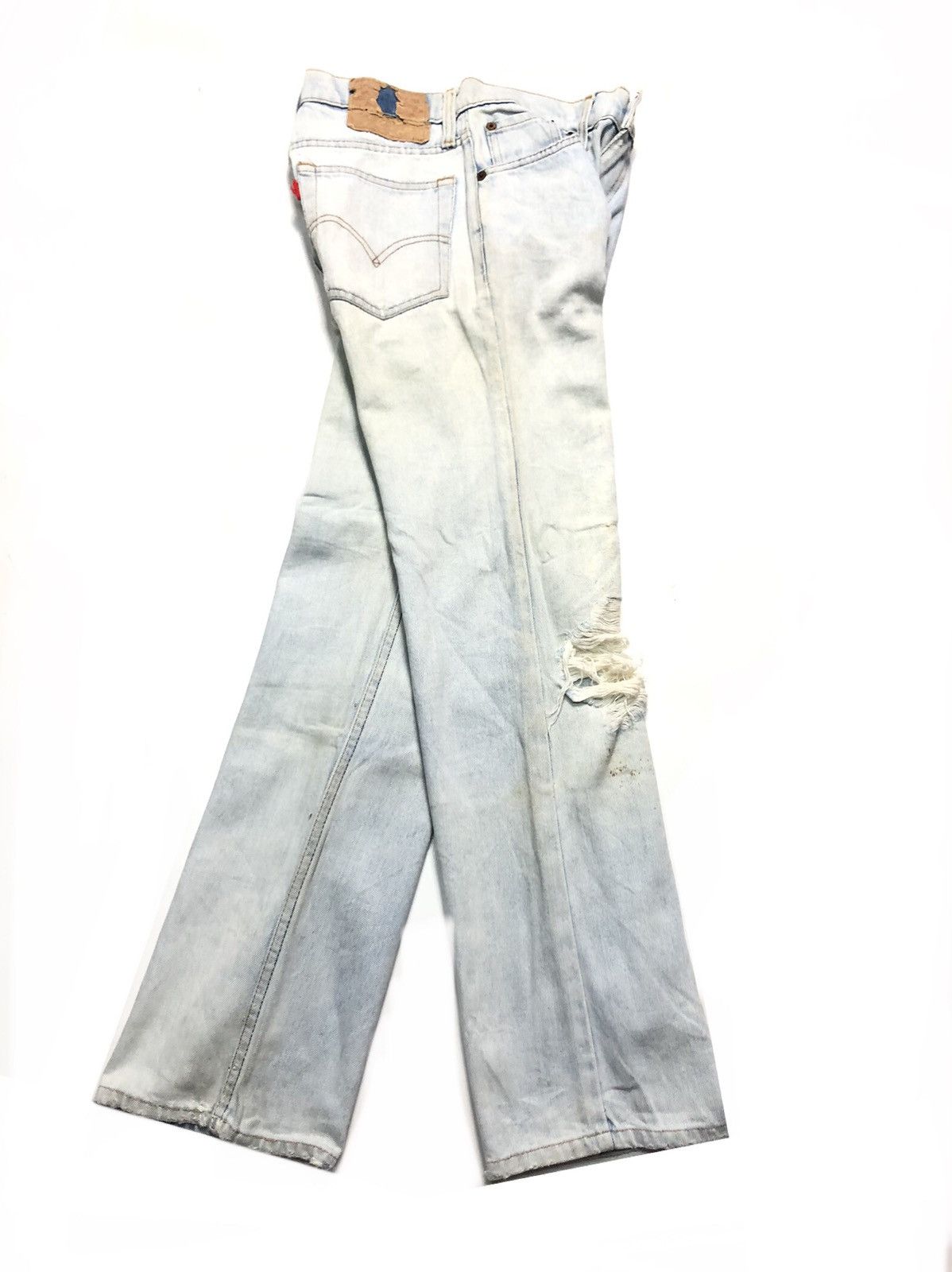 Levi's × Vintage VINTAGE 80s LEVIS LIGHT BLUE WASH DISTRESSED DENIM Size US 26 / EU 42 - 11 Thumbnail
