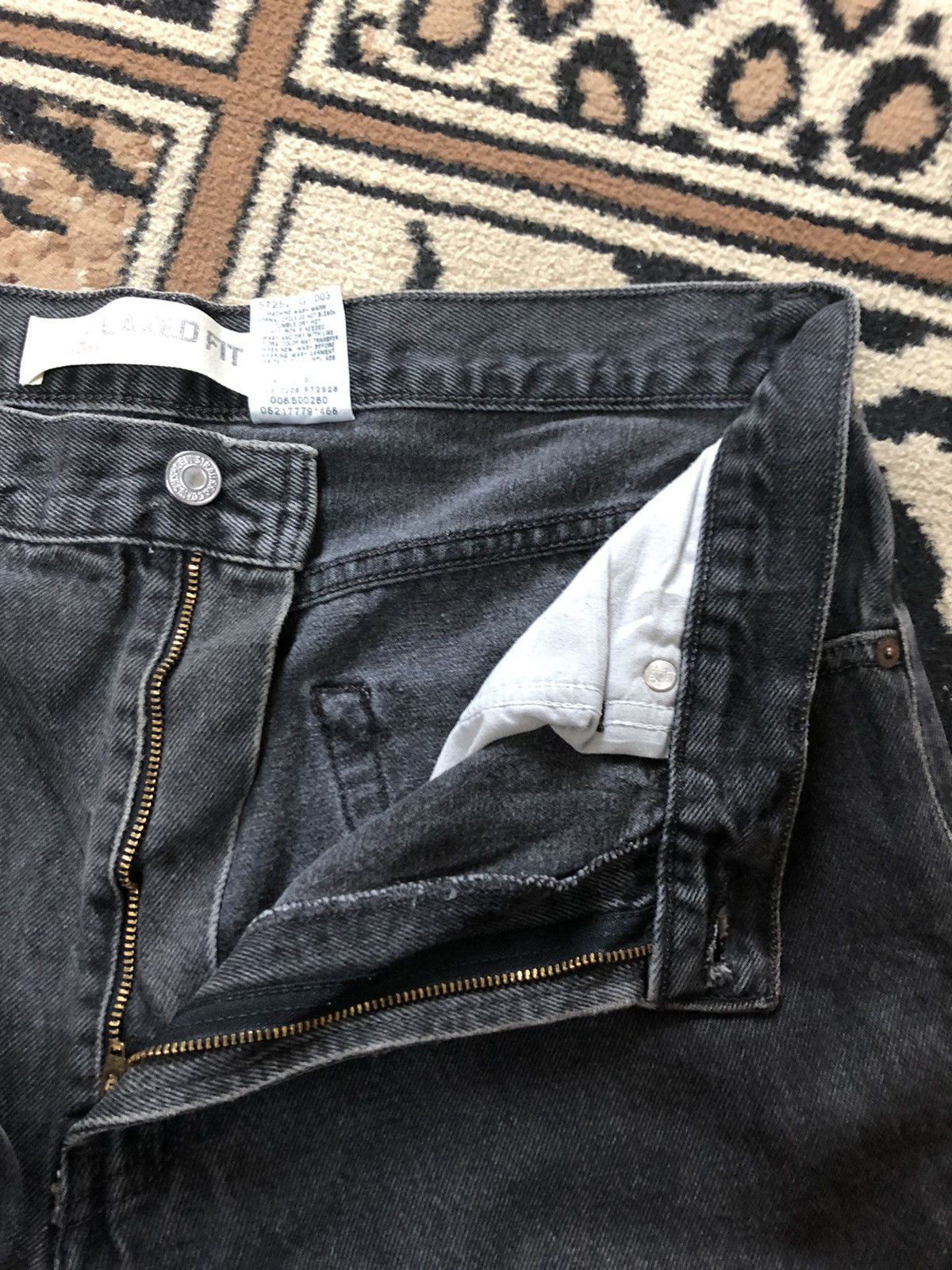 Levi's × Levi's Vintage Clothing × Vintage VINTAGE 90s LEVIS 550 RELAXED FIT SUPER BLACK DENIM Size US 33 - 5 Thumbnail