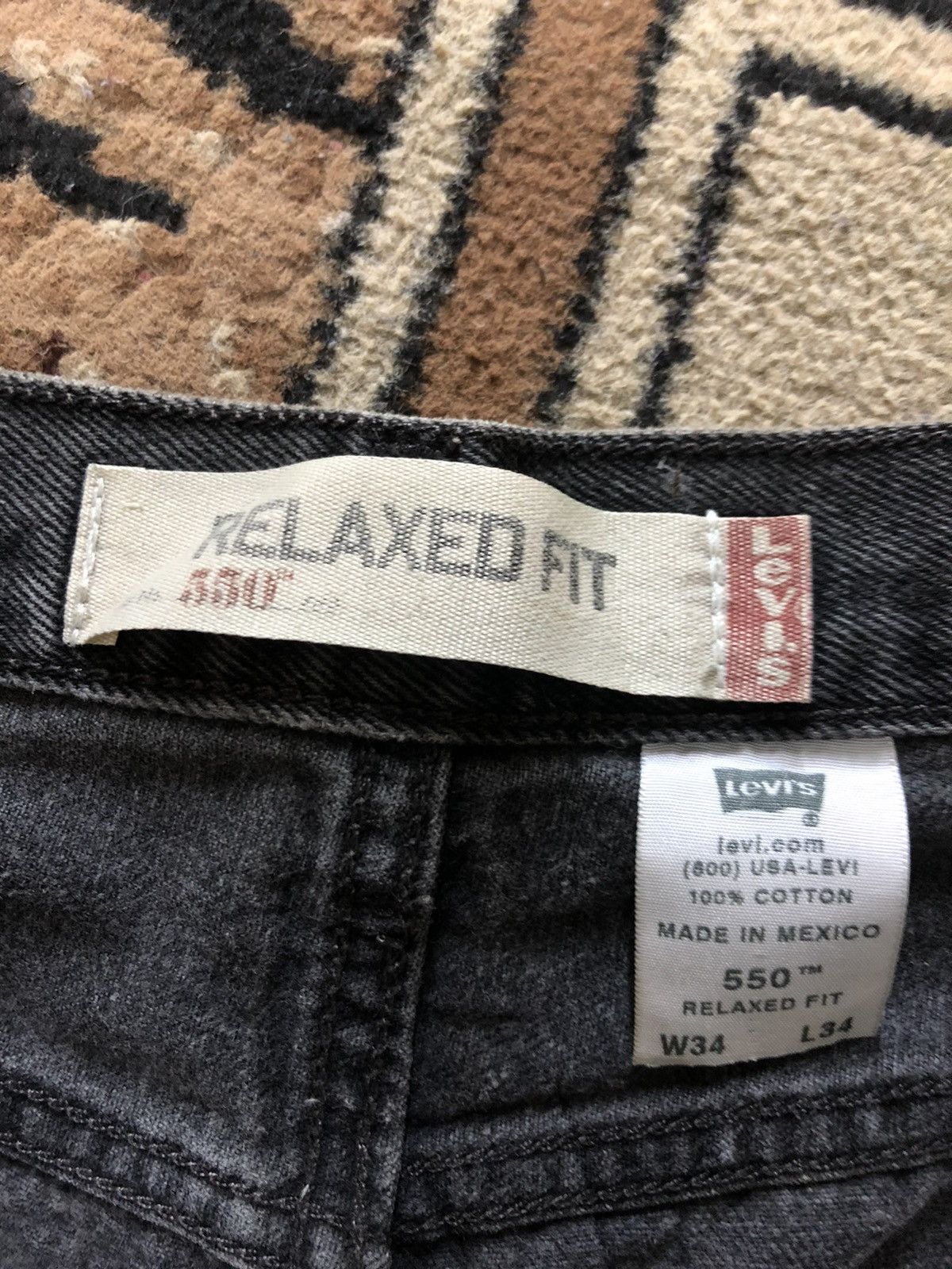 Levi's × Levi's Vintage Clothing × Vintage VINTAGE 90s LEVIS 550 RELAXED FIT SUPER BLACK DENIM Size US 33 - 6 Thumbnail