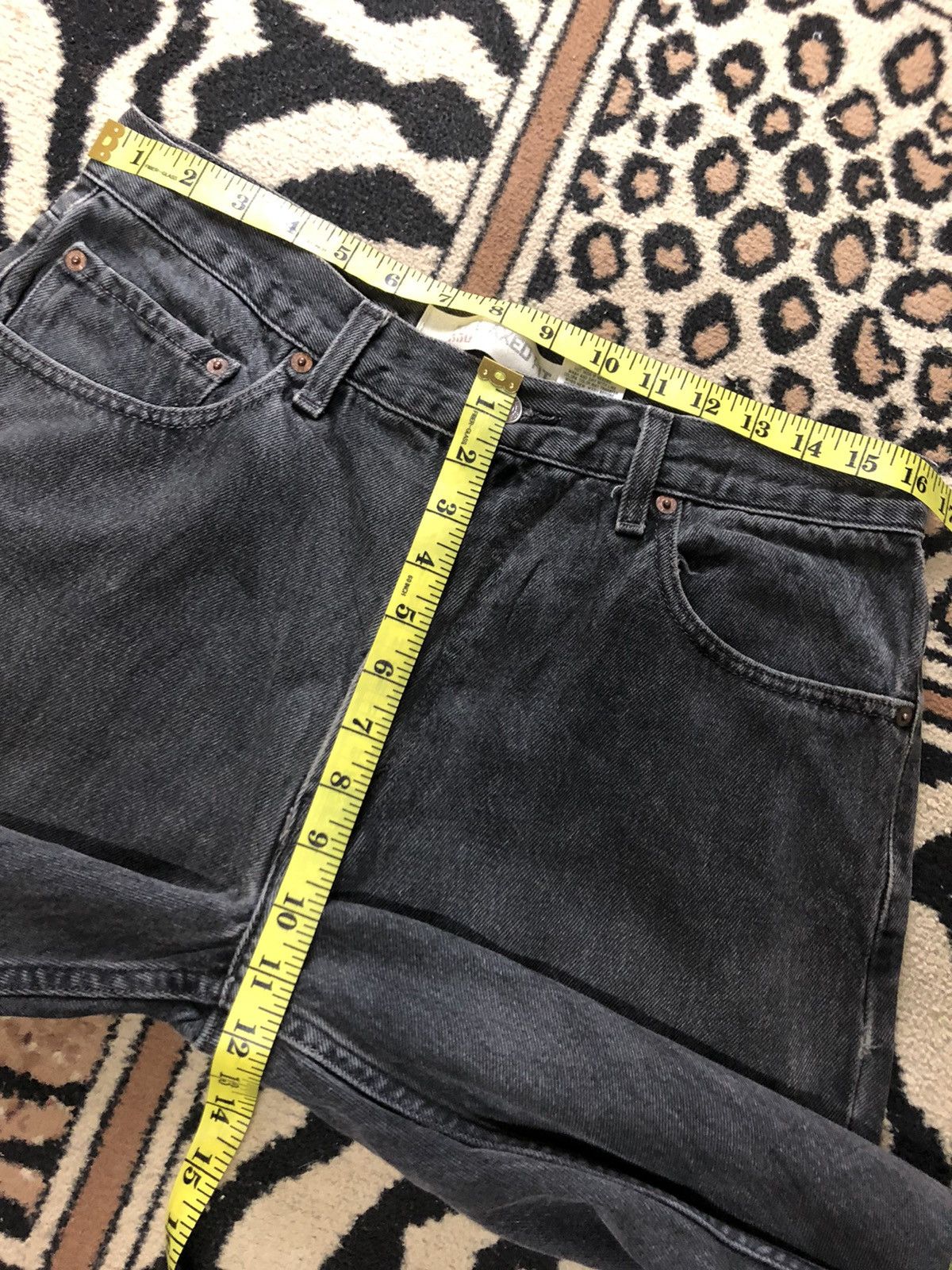 Levi's × Levi's Vintage Clothing × Vintage VINTAGE 90s LEVIS 550 RELAXED FIT SUPER BLACK DENIM Size US 33 - 15 Thumbnail