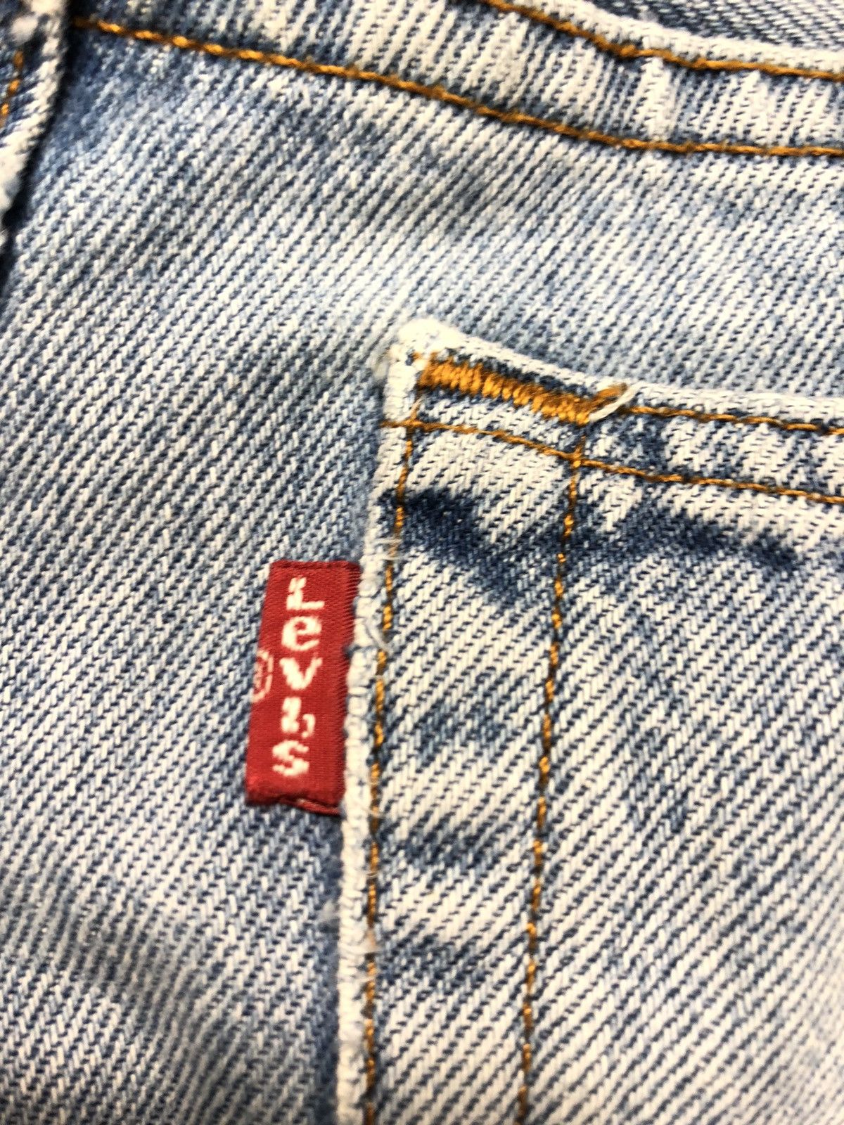 Levi's × Vintage VINTAGE 90s LEVIS BLUE WASH DISTRESSED DENIM Size US 33 - 4 Thumbnail