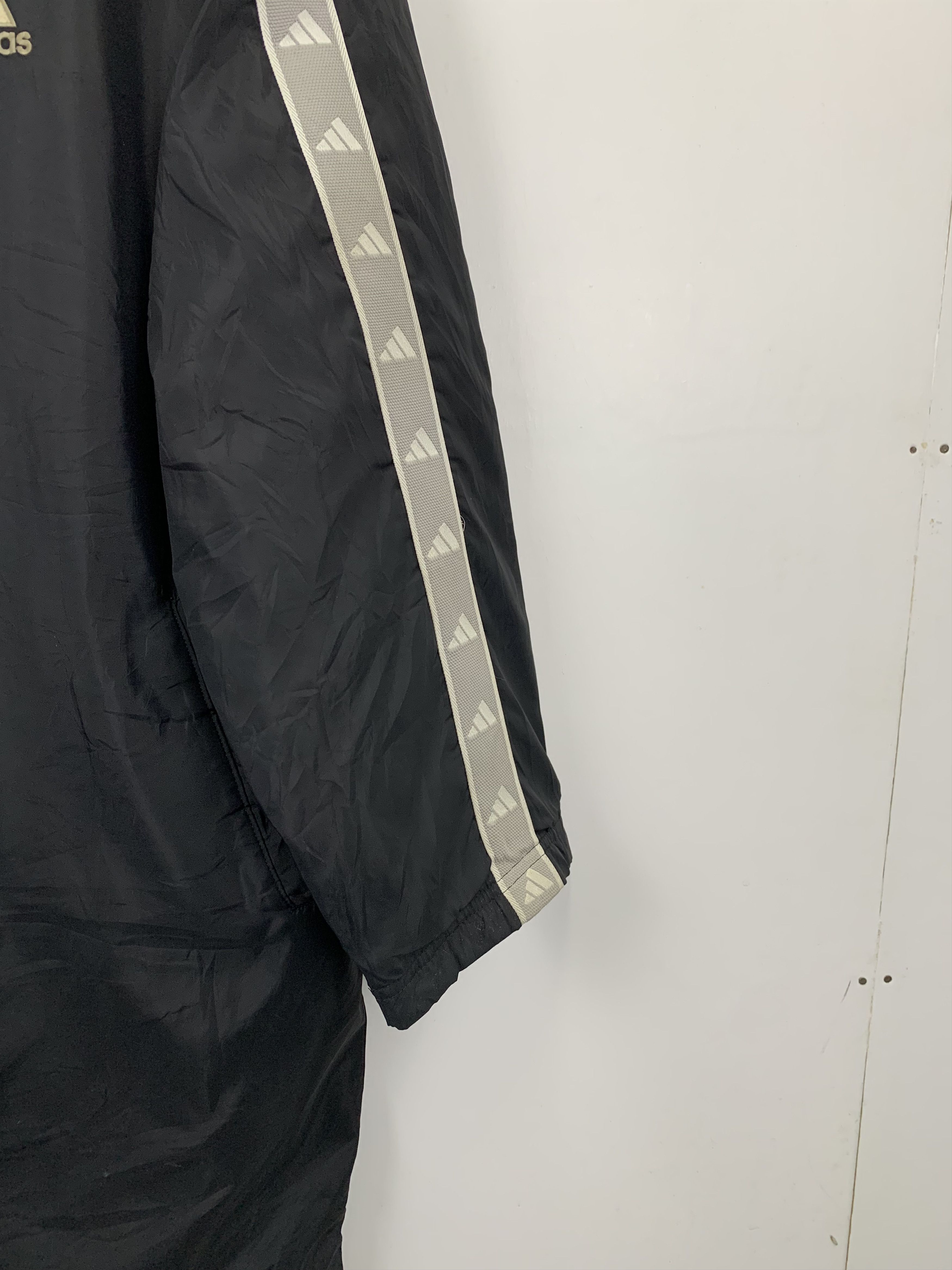 Adidas Vintage Adidas Sherpa Long Hoodie Jacket J0898 Size US L / EU 52-54 / 3 - 8 Thumbnail