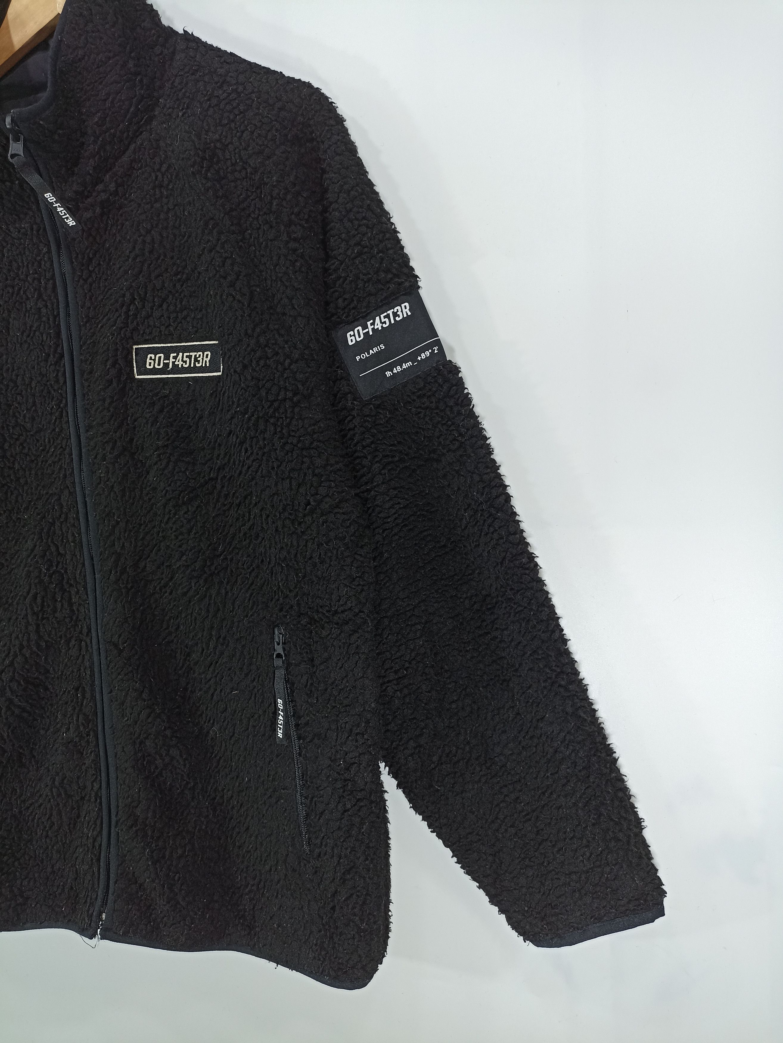 Japanese Brand REVERSIBLE Top ten 60-F45T3R Fleece Shepa Size US M / EU 48-50 / 2 - 3 Thumbnail