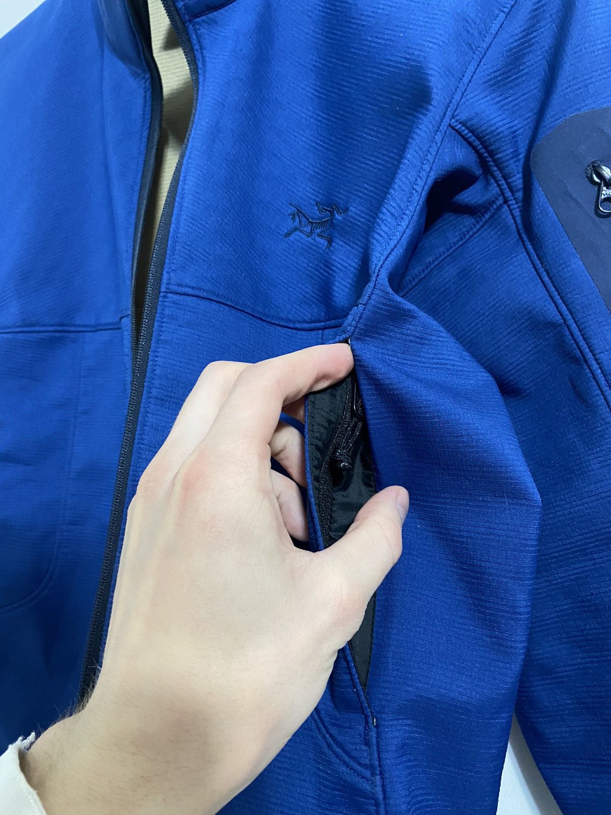 Arc'teryx Arc’teryx Women’s Jacket Softshell Vintage Size S / US 4 / IT 40 - 18 Thumbnail