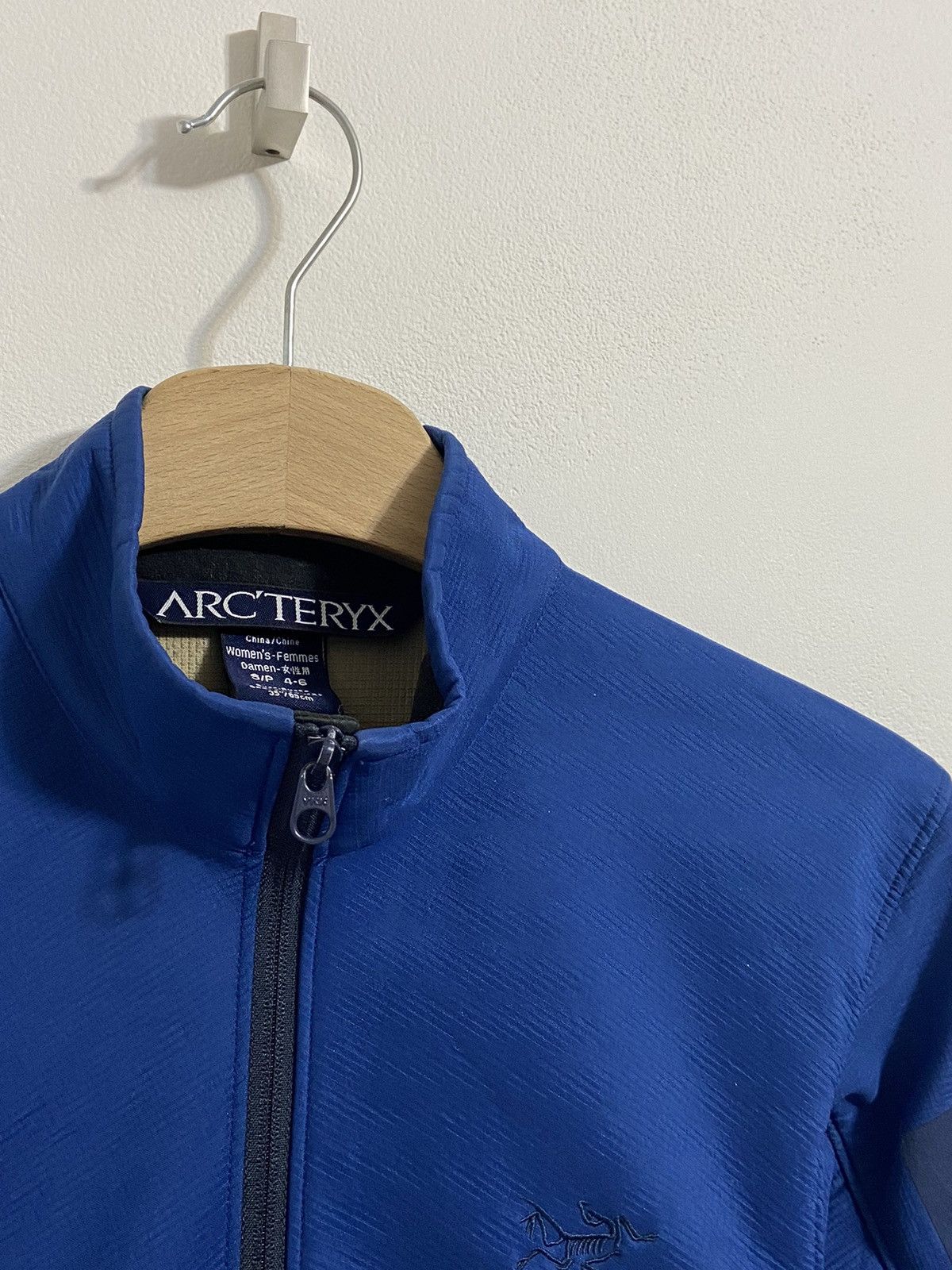 Arc'teryx Arc’teryx Women’s Jacket Softshell Vintage Size S / US 4 / IT 40 - 3 Thumbnail
