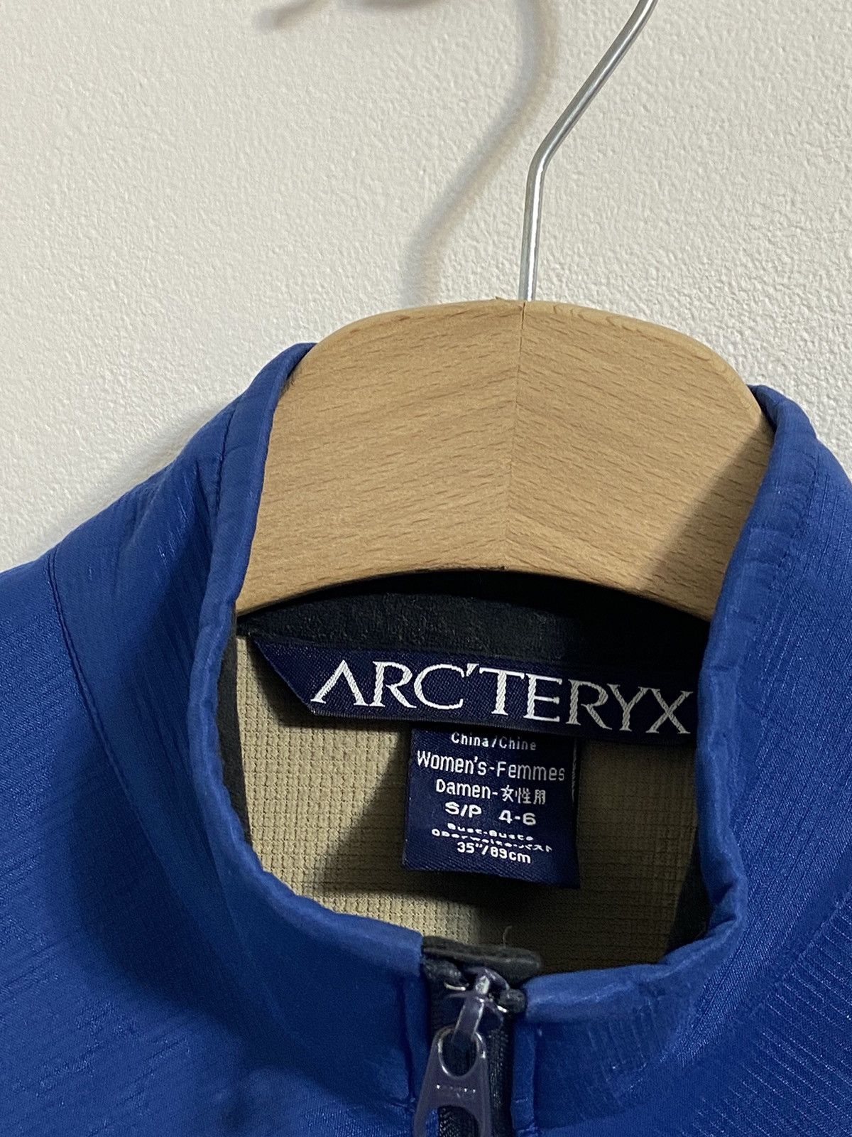 Arc'teryx Arc’teryx Women’s Jacket Softshell Vintage Size S / US 4 / IT 40 - 5 Thumbnail